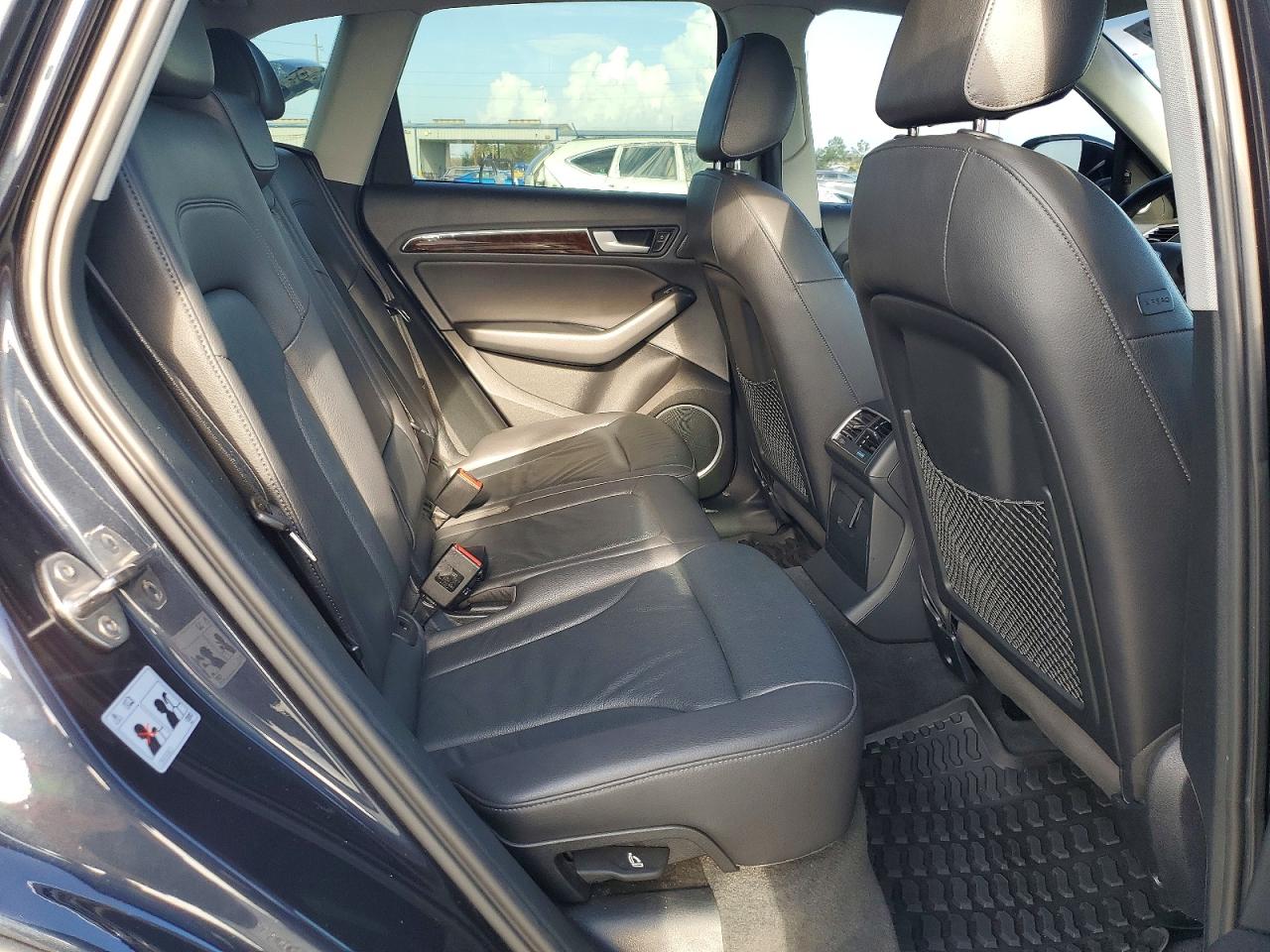 2015 Audi Q5 Premium Plus Blue vin: WA1LFAFP5FA114126