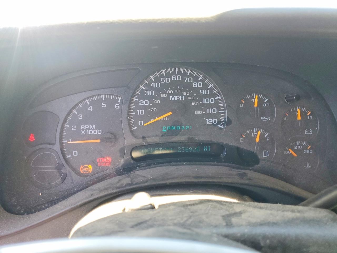 2005 Gmc New Sierra K1500 Gray vin: 2GTEK13T451219843