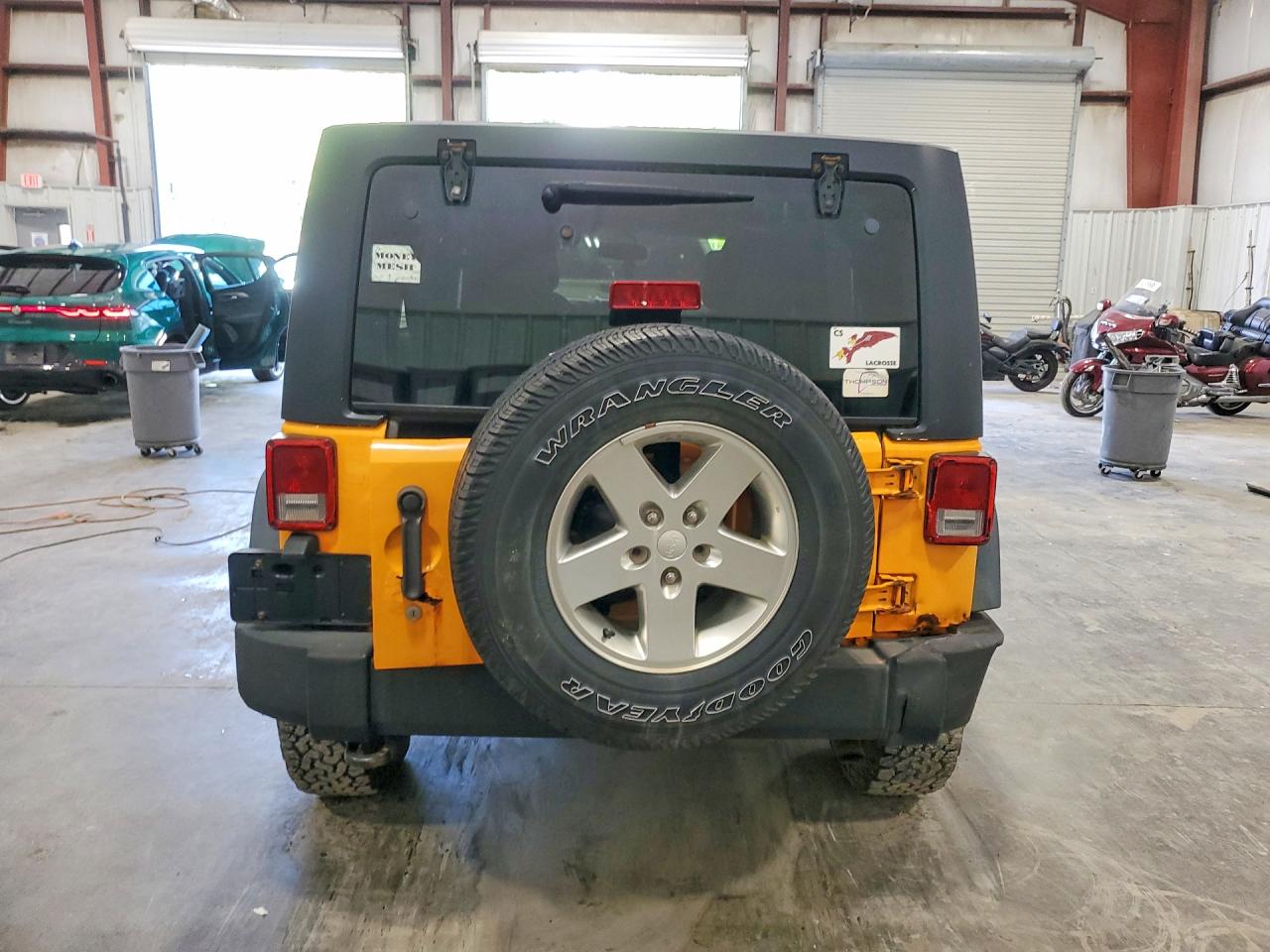 2013 Jeep Wrangler Unlimited Sport Yellow vin: 1C4BJWDG3DL557117