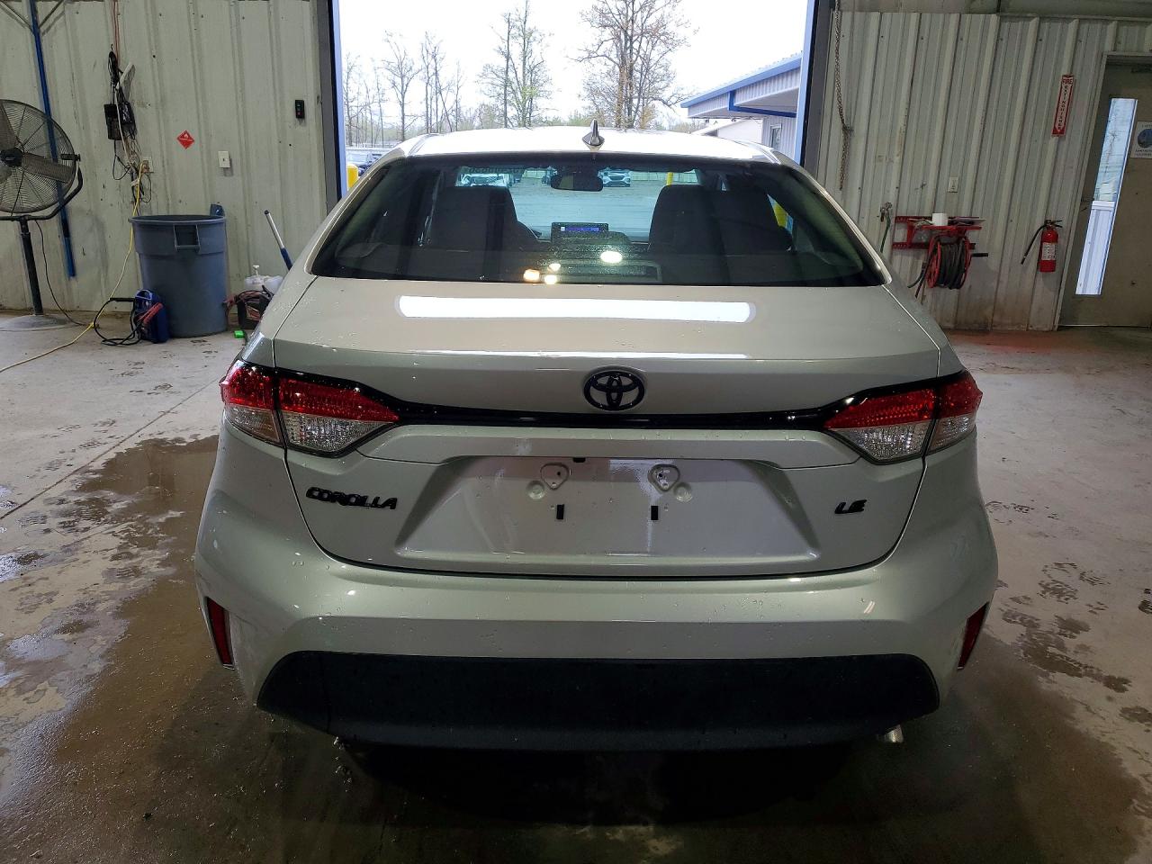 2024 Toyota Corolla Le Silver vin: 5YFB4MDE2RP152116