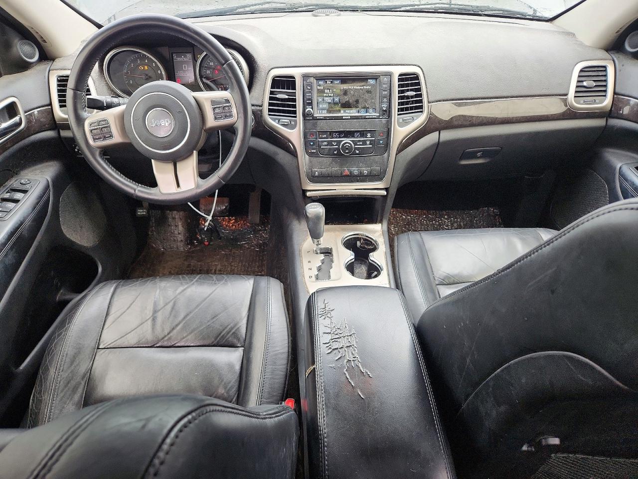 2013 Jeep Grand Cherokee Laredo Gray vin: 1C4RJFAG6DC561195