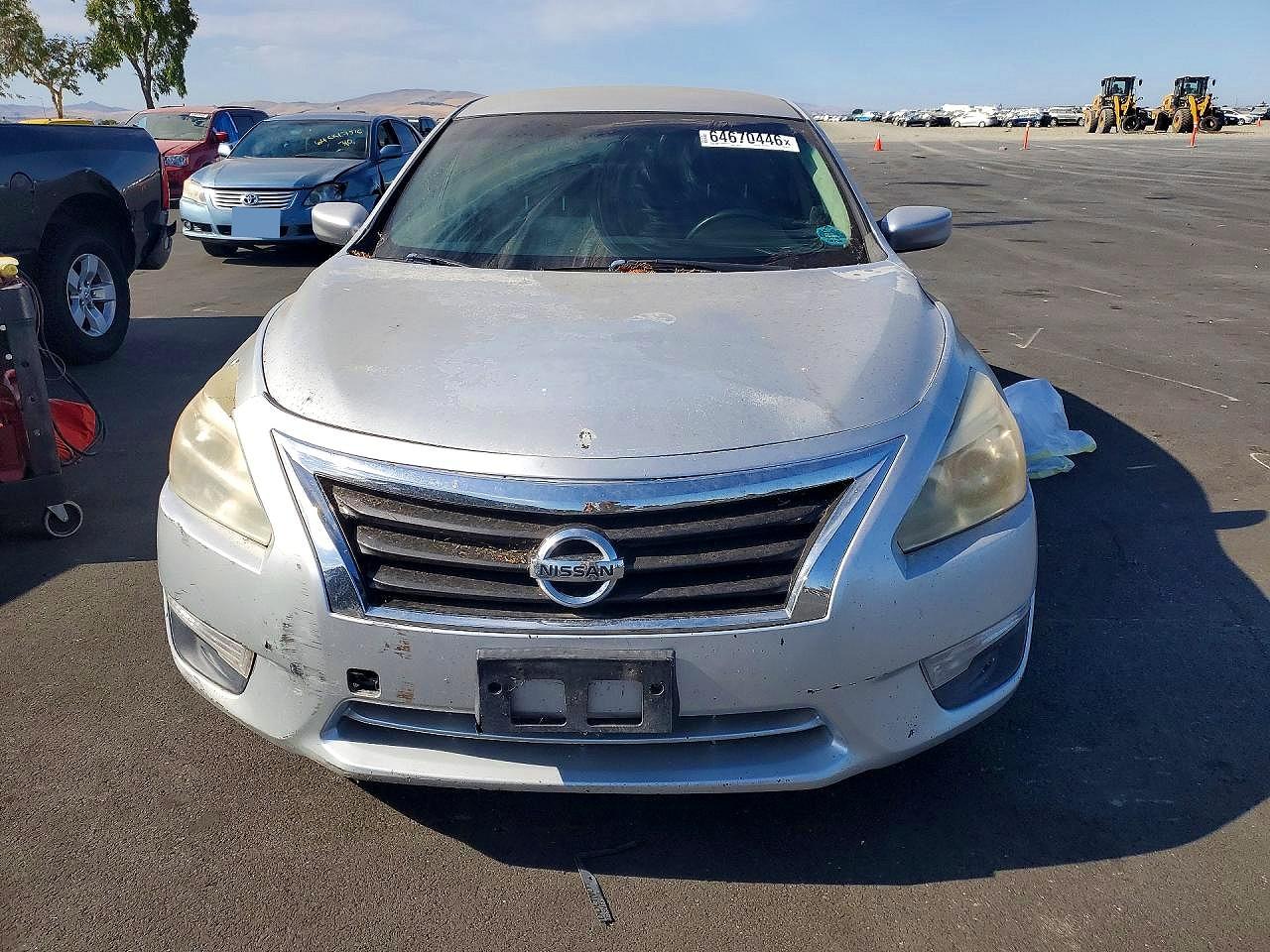 2015 Nissan Altima 2.5 S Silver vin: 1N4AL3AP1FC444493