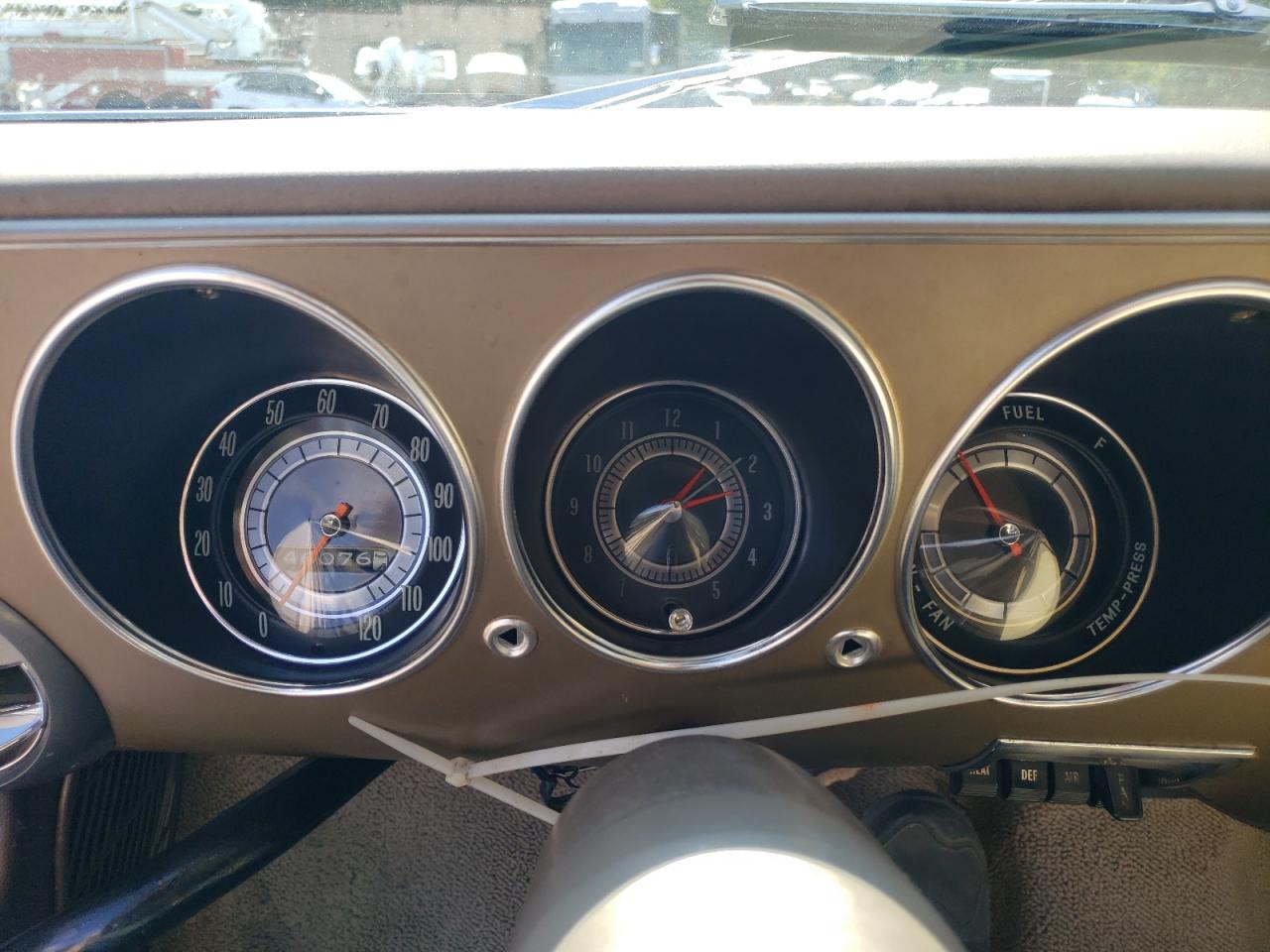 1965 Chevrolet Corvair Beige vin: 101395W274575