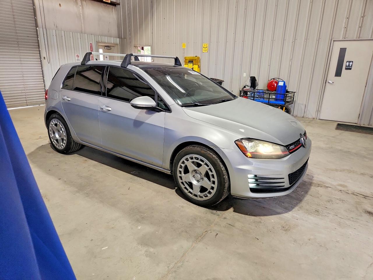 2015 Volkswagen Gti Silver vin: 3VW5T7AU2FM013519