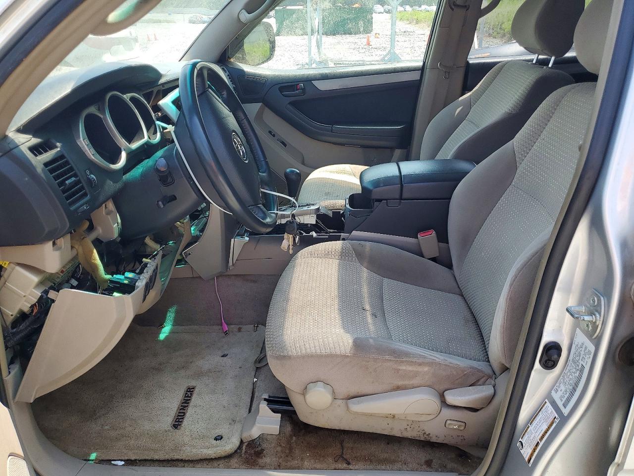 2005 Toyota 4runner Sr5 Silver vin: JTEBU14R058040062