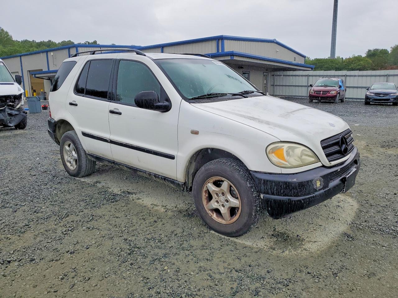 1998 Mercedes-benz Ml 320 White vin: 4JGAB54E2WA031542