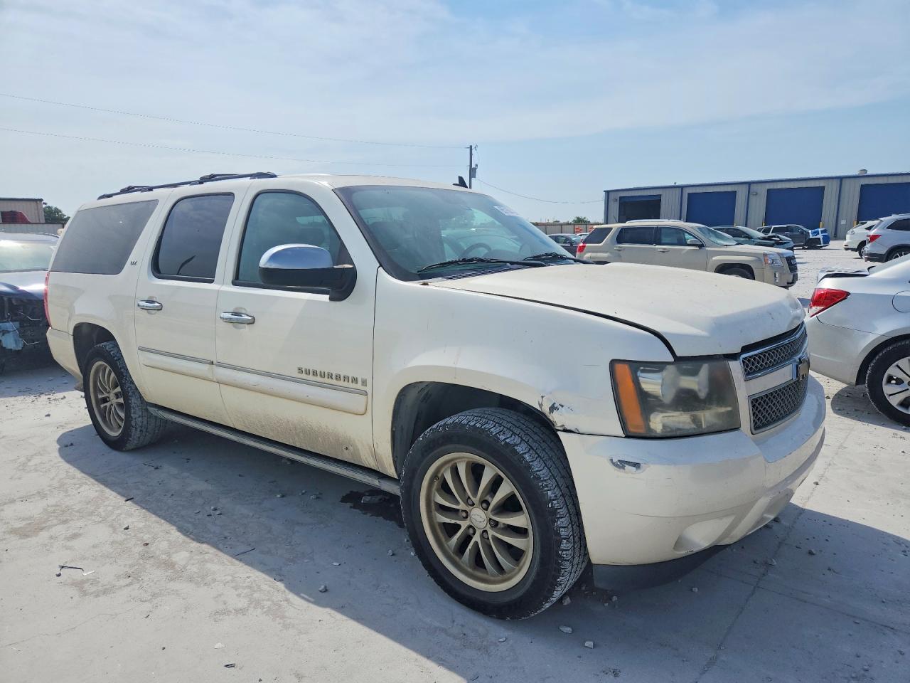 2008 Chevrolet Suburban C1500 Ls Cream vin: 1GNFC16098R187784