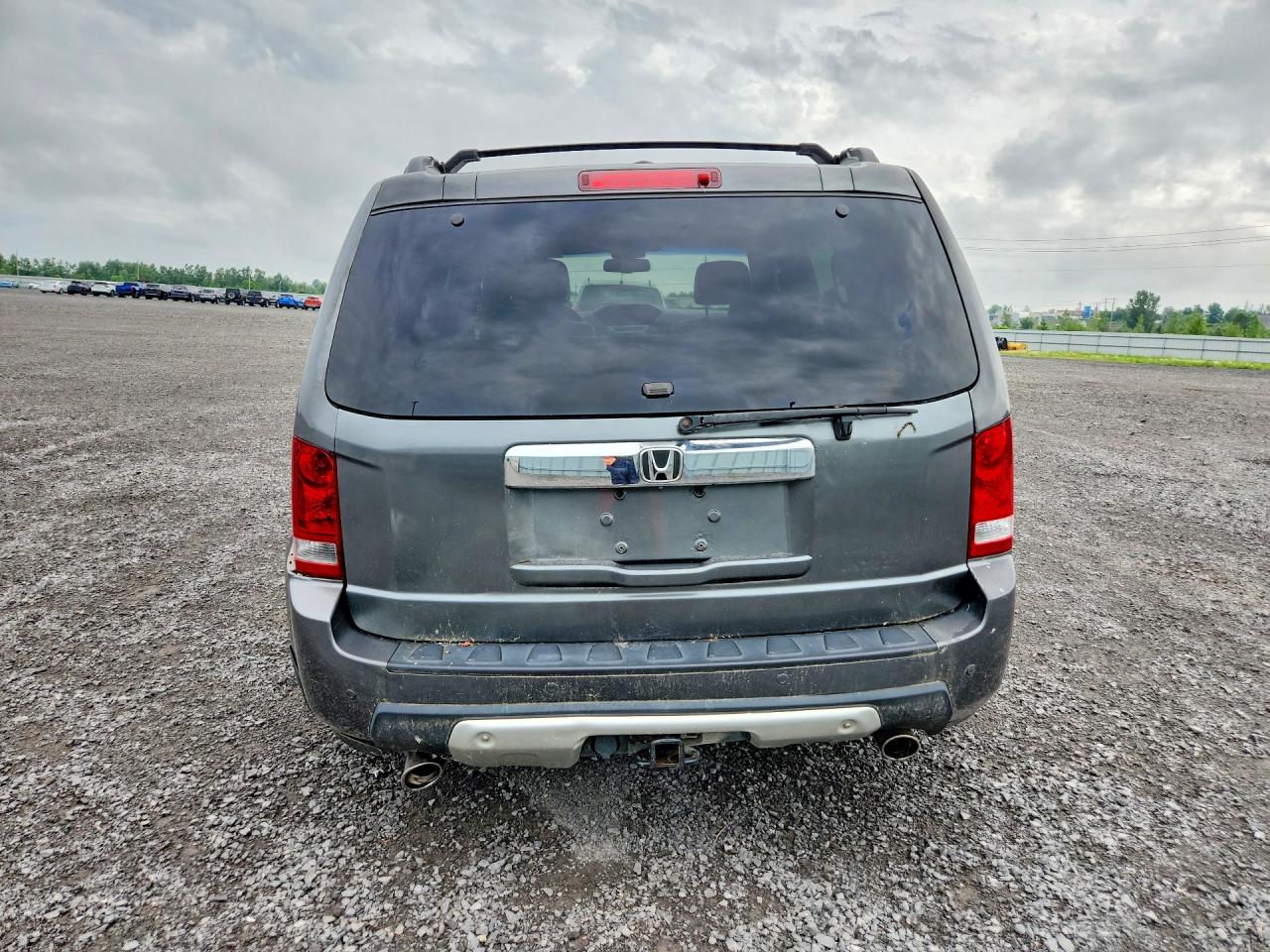 2010 Honda Pilot Touring Gray vin: 5FNYF4H94AB503805