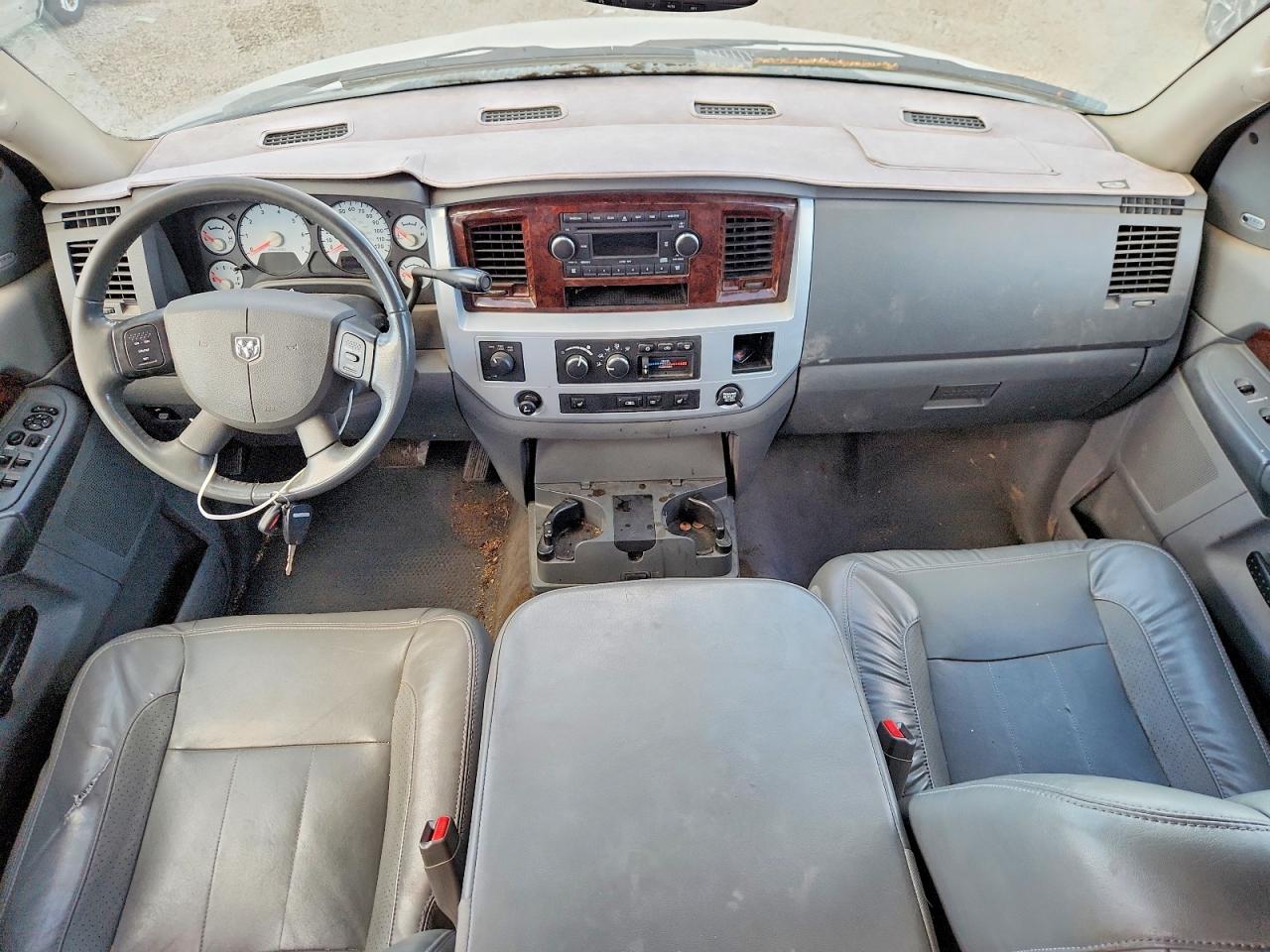 2008 Dodge Ram 2500 St Silver vin: 3D7KS28D78G207388