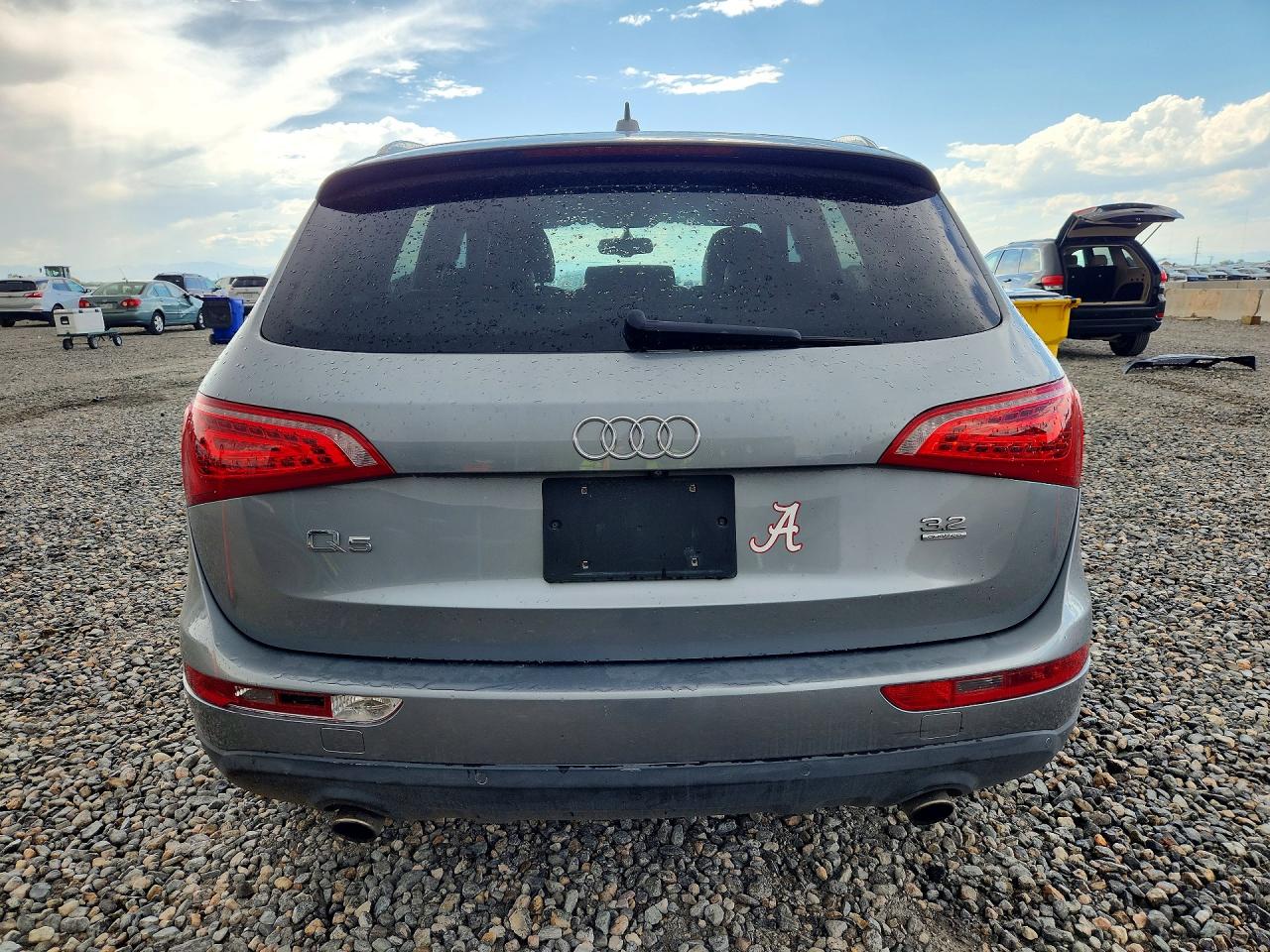 2010 Audi Q5 Premium Plus Silver vin: WA1LKAFP3AA102870