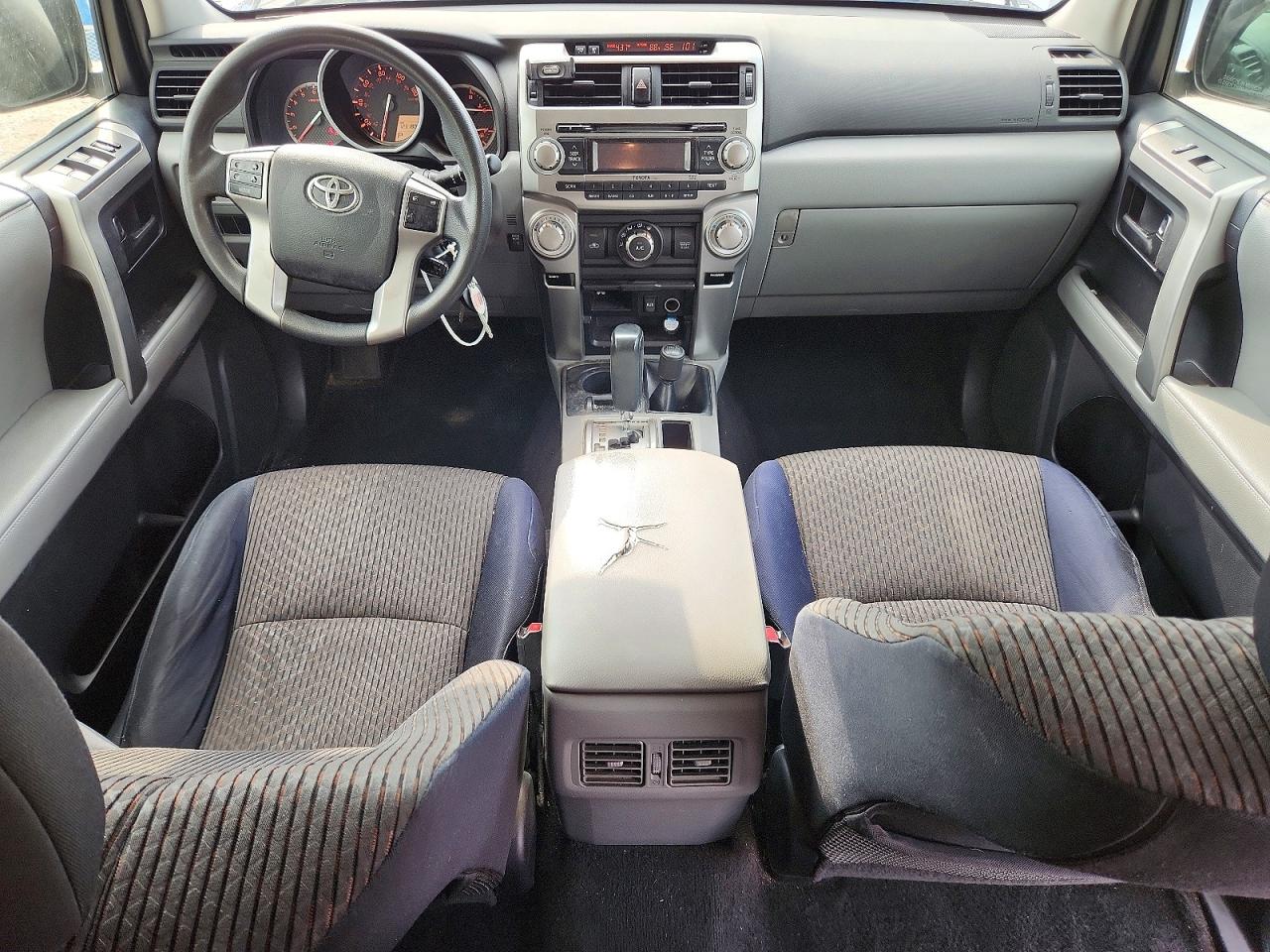 2011 Toyota 4runner Sr5 Silver vin: JTEBU5JR6B5069087