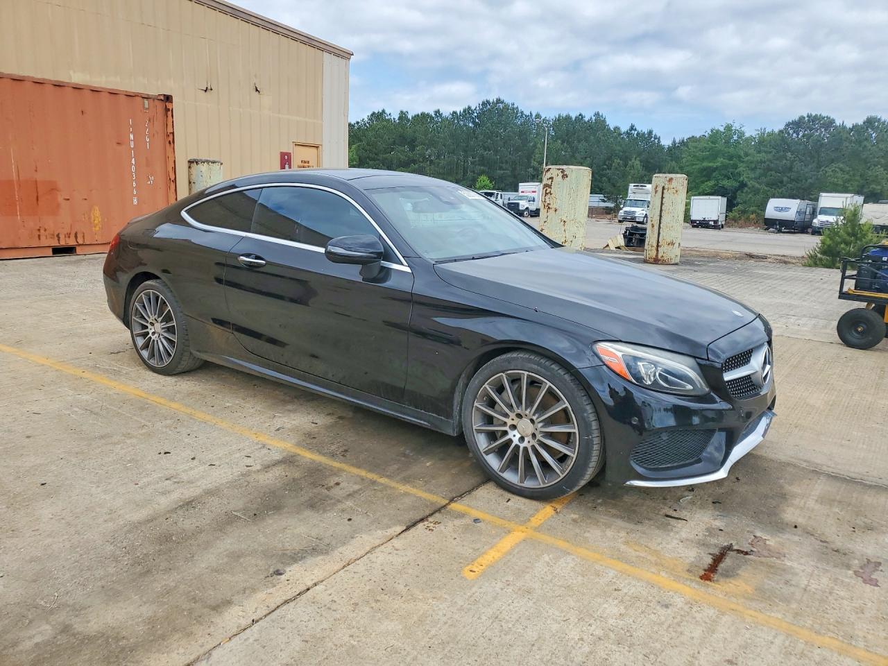 2017 Mercedes-benz C 300 Черный vin: WDDWJ4JB2HF360545