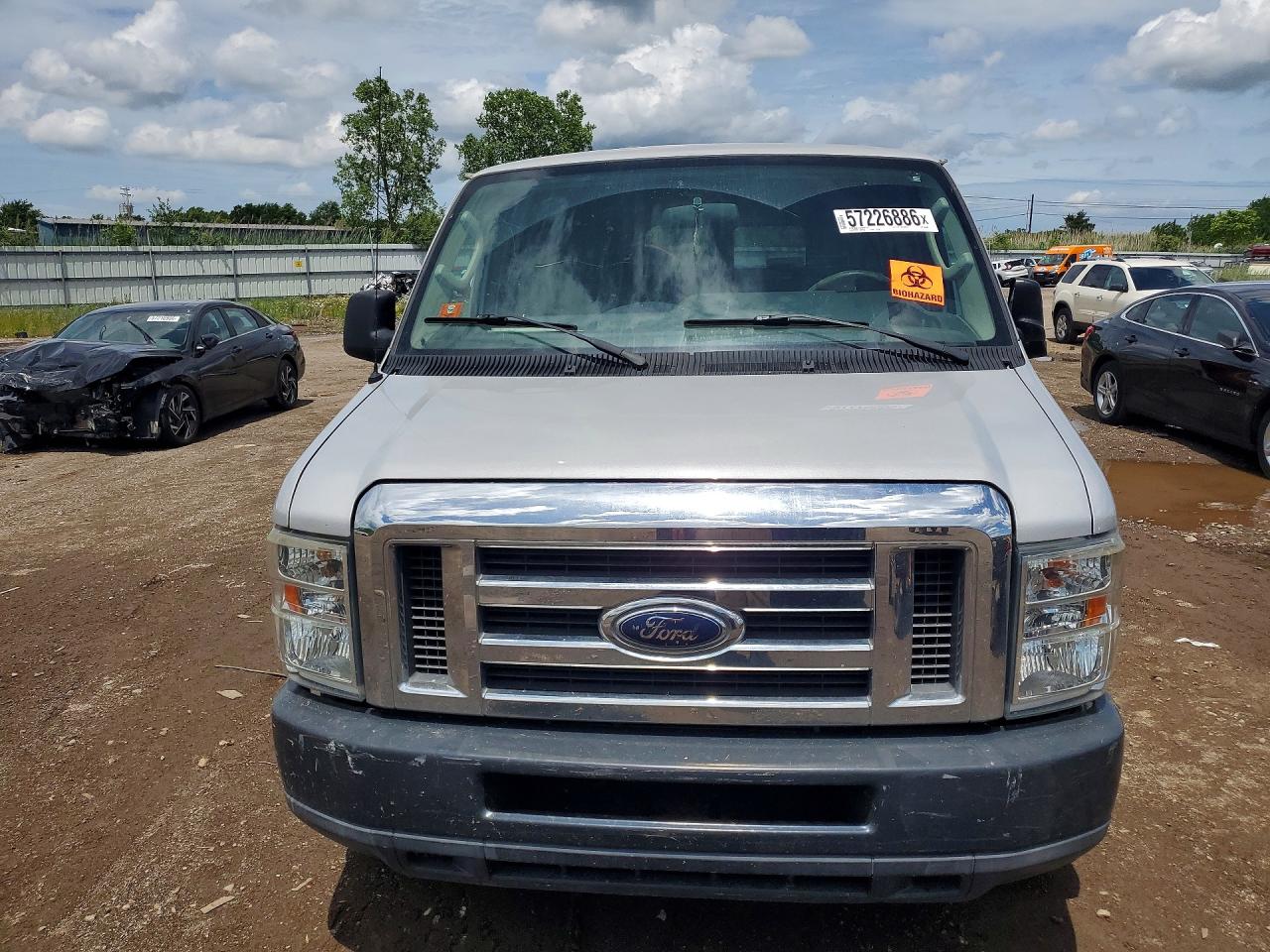 2010 Ford Econoline Silver vin: 1FBSS3BL4ADA50300