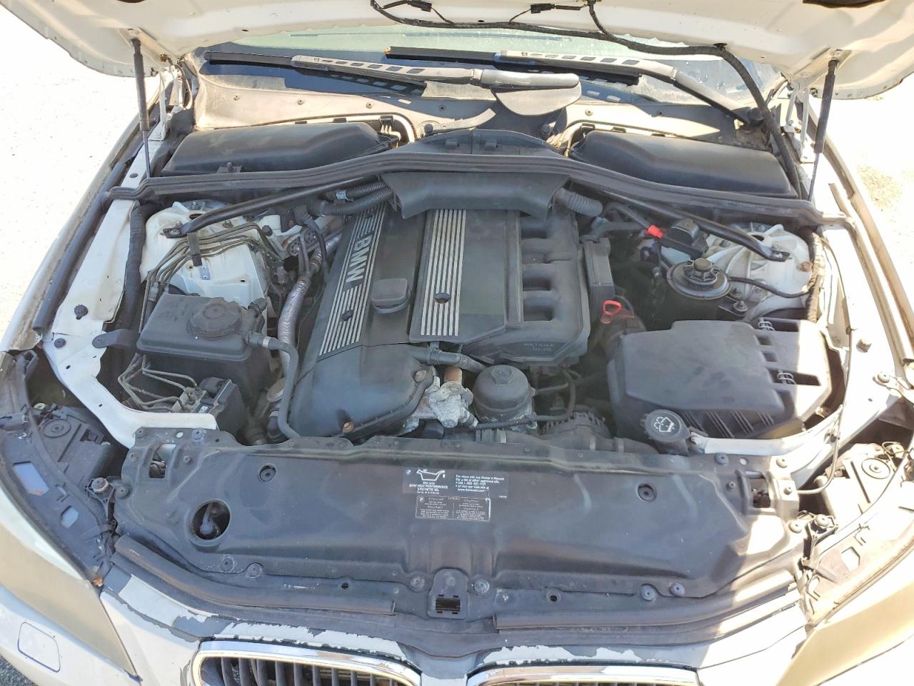 2004 Bmw 525 I Белый vin: WBANA535X4B847963