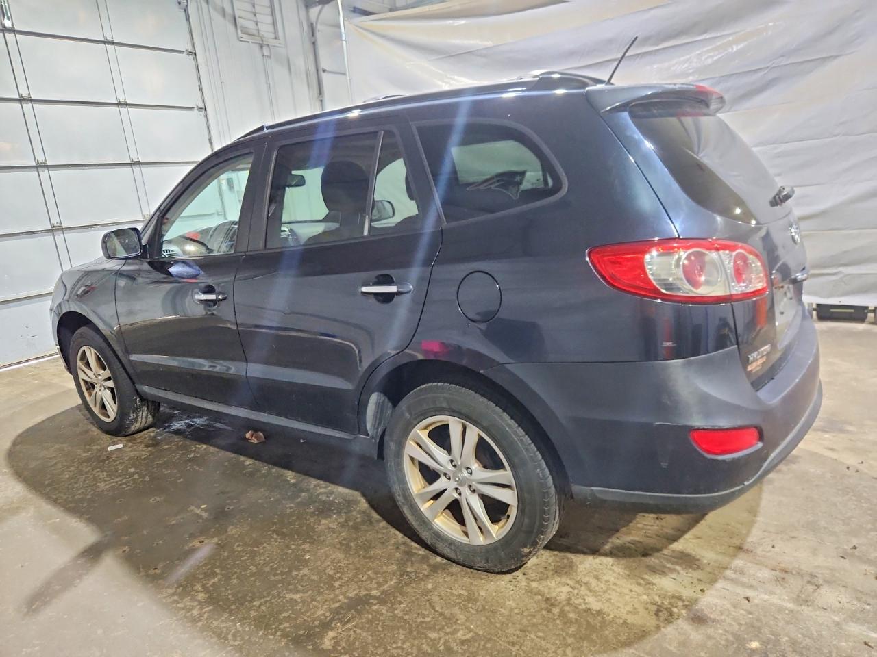 2010 Hyundai Santa Fe Limited Blue vin: 5NMSKDAG1AH339082