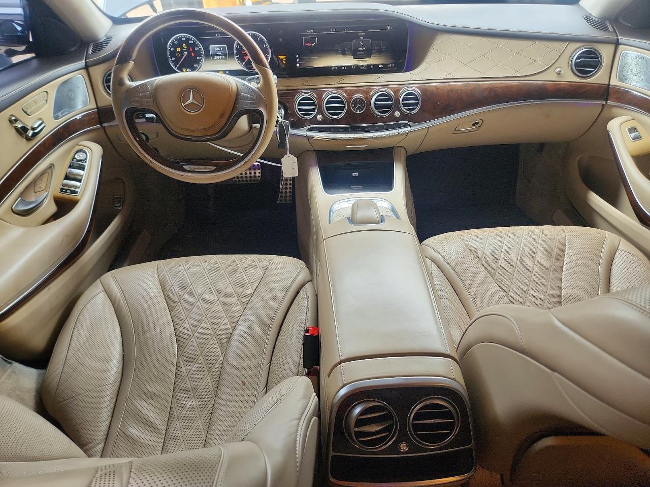 2014 Mercedes-benz S 550 4matic Черный vin: WDDUG8FB1EA065838