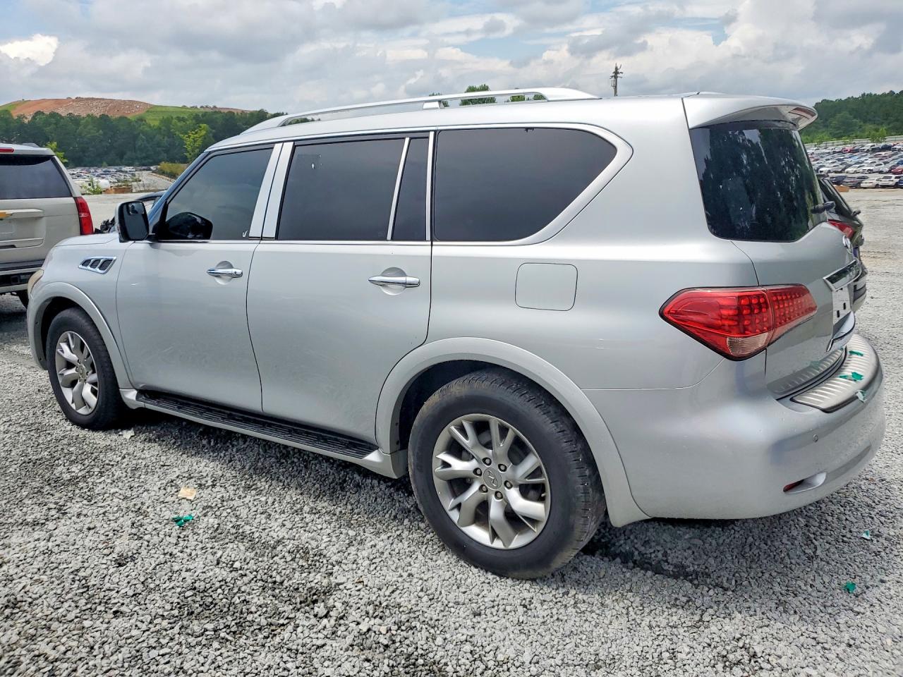 2011 Infiniti Qx56 Base Серебряный vin: JN8AZ2NC1B9300285