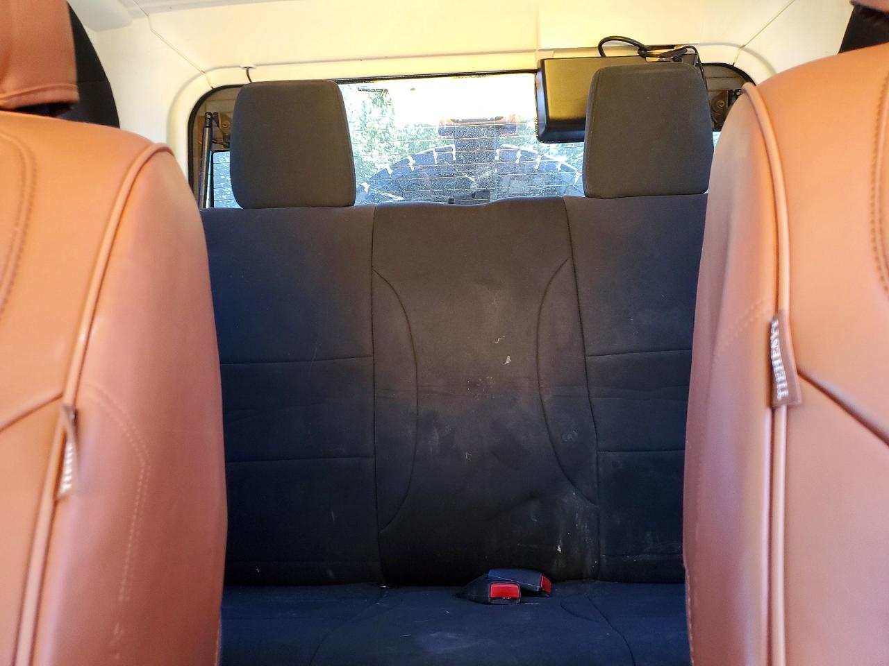 2012 Jeep Wrangler Sport Yellow vin: 1C4GJWAG6CL213998
