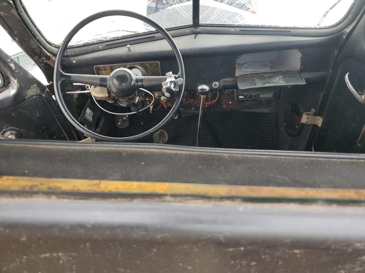 1946 Ford 1/2 Ton Black vin: 1043939