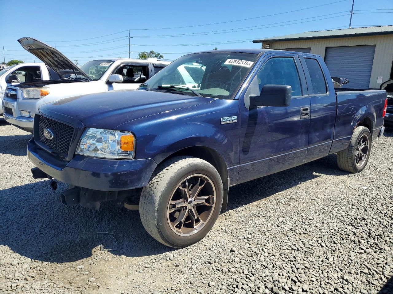 2005 Ford F150 Blue vin: 1FTPX12505NA24446