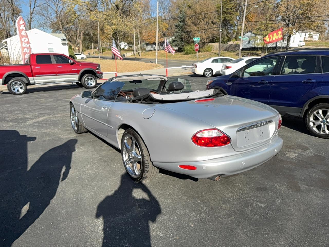2002 Jaguar Xk8 Silver vin: SAJDA42C02NA24466