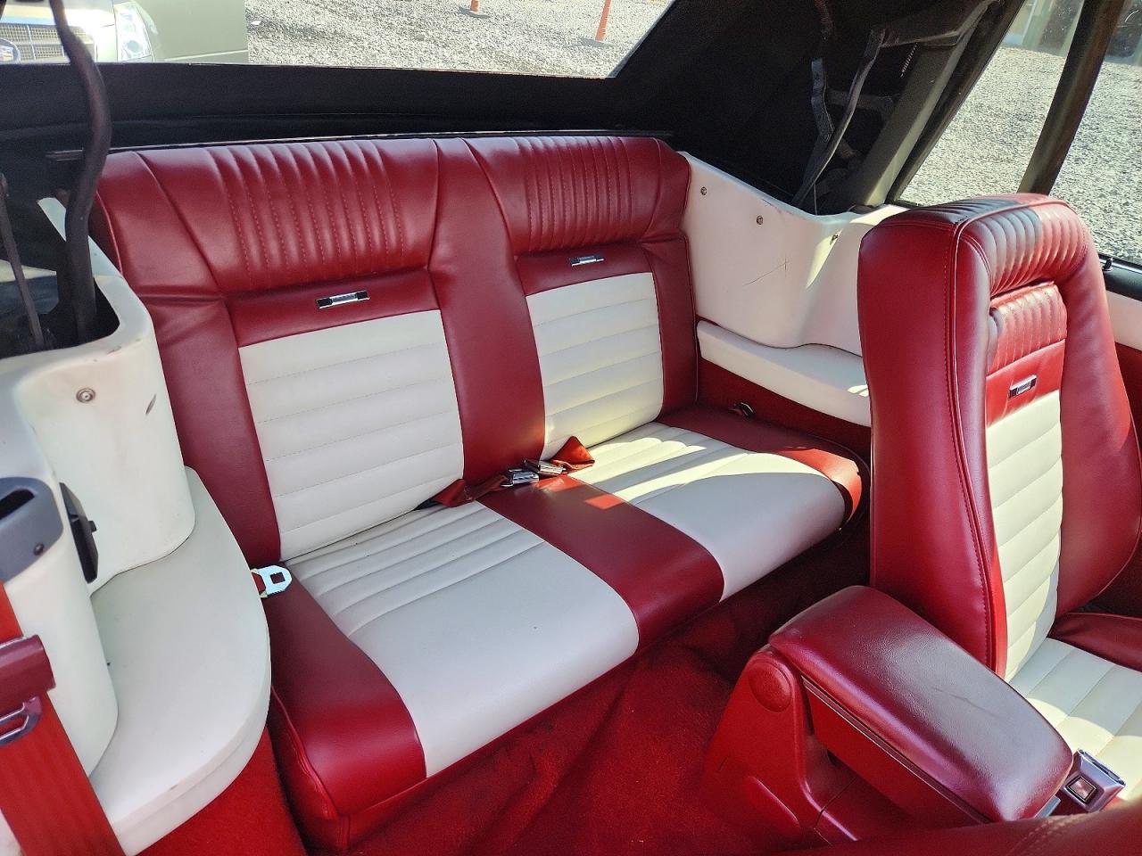 1988 Ford Mustang Lx Белый vin: 1FABP44A1JF161041