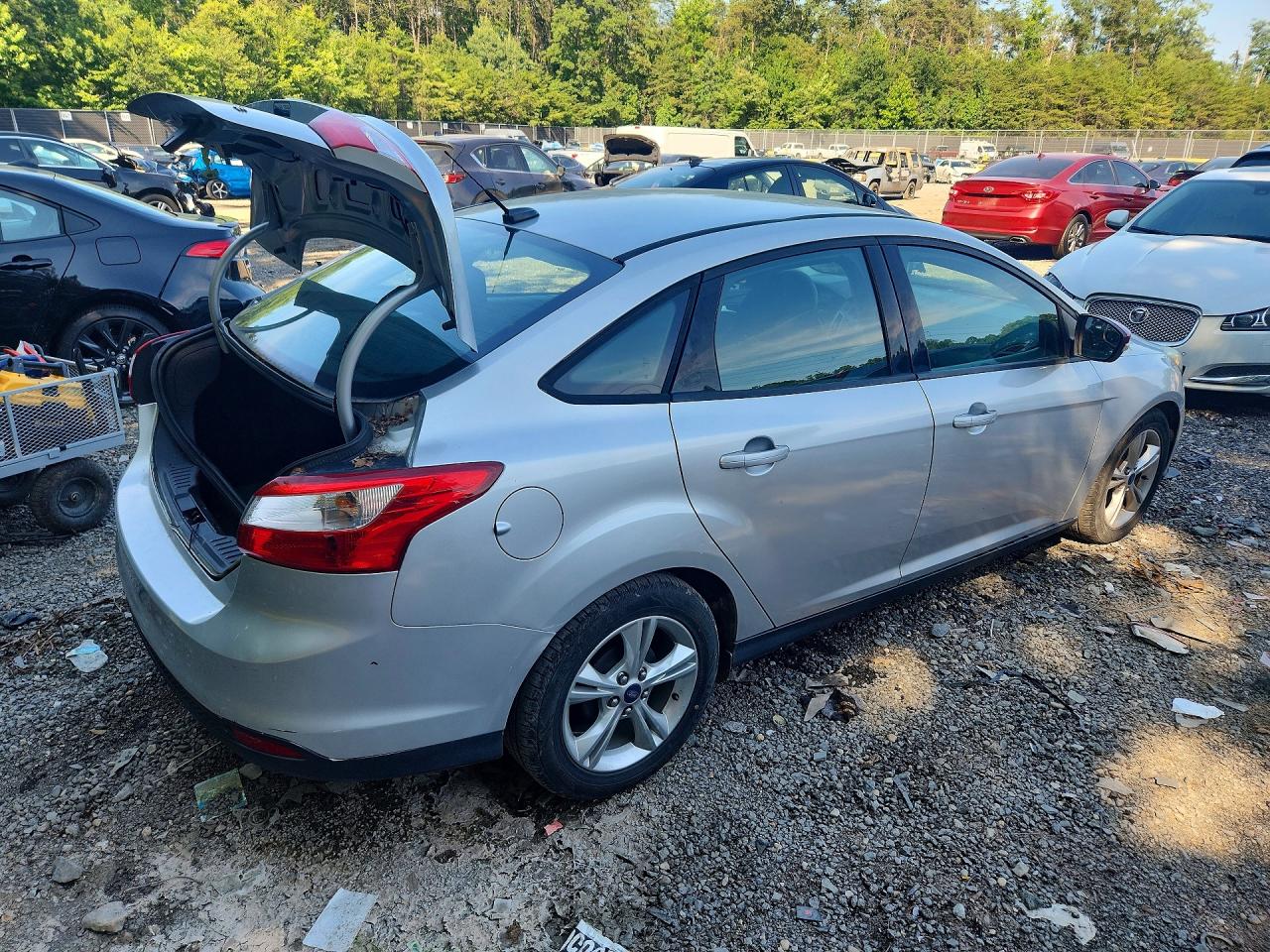 2014 Ford Focus Se Gray vin: 1FADP3F20EL259817