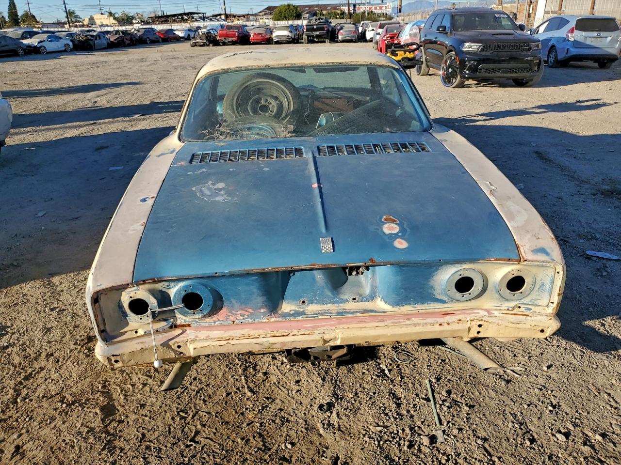 1967 Chev Impala Beige vin: 105376L101963
