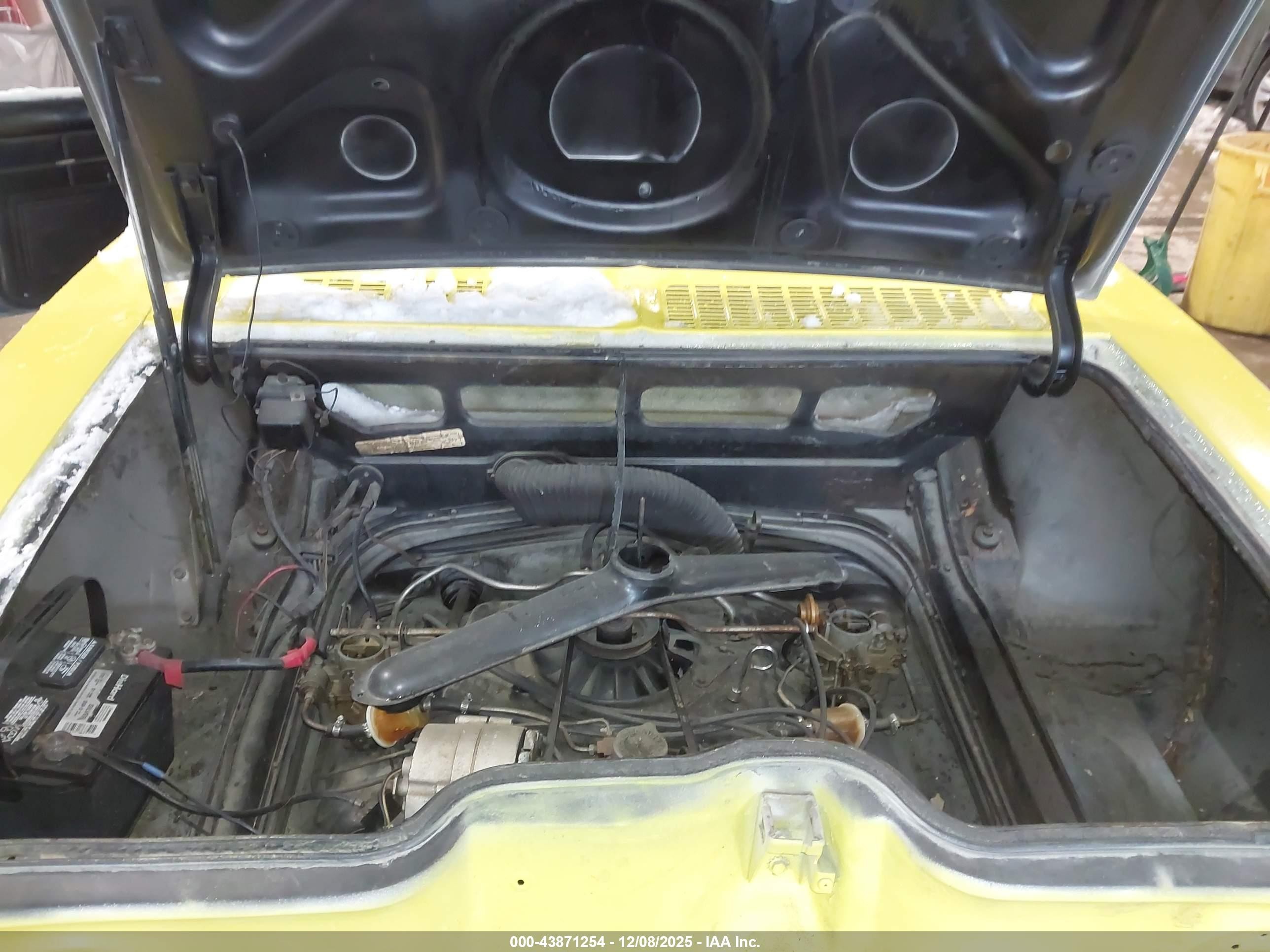 1968 Chevrolet Corvair   Желтый vin: 105378w109459    
