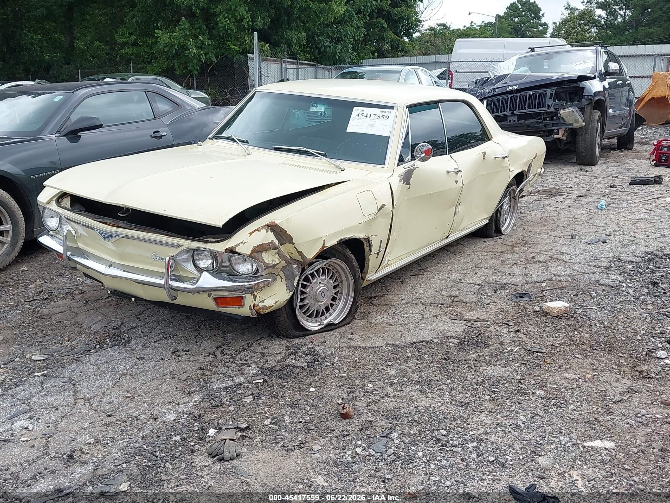 1970 Chevrolet Corvair Yellow vin: 105396L106998