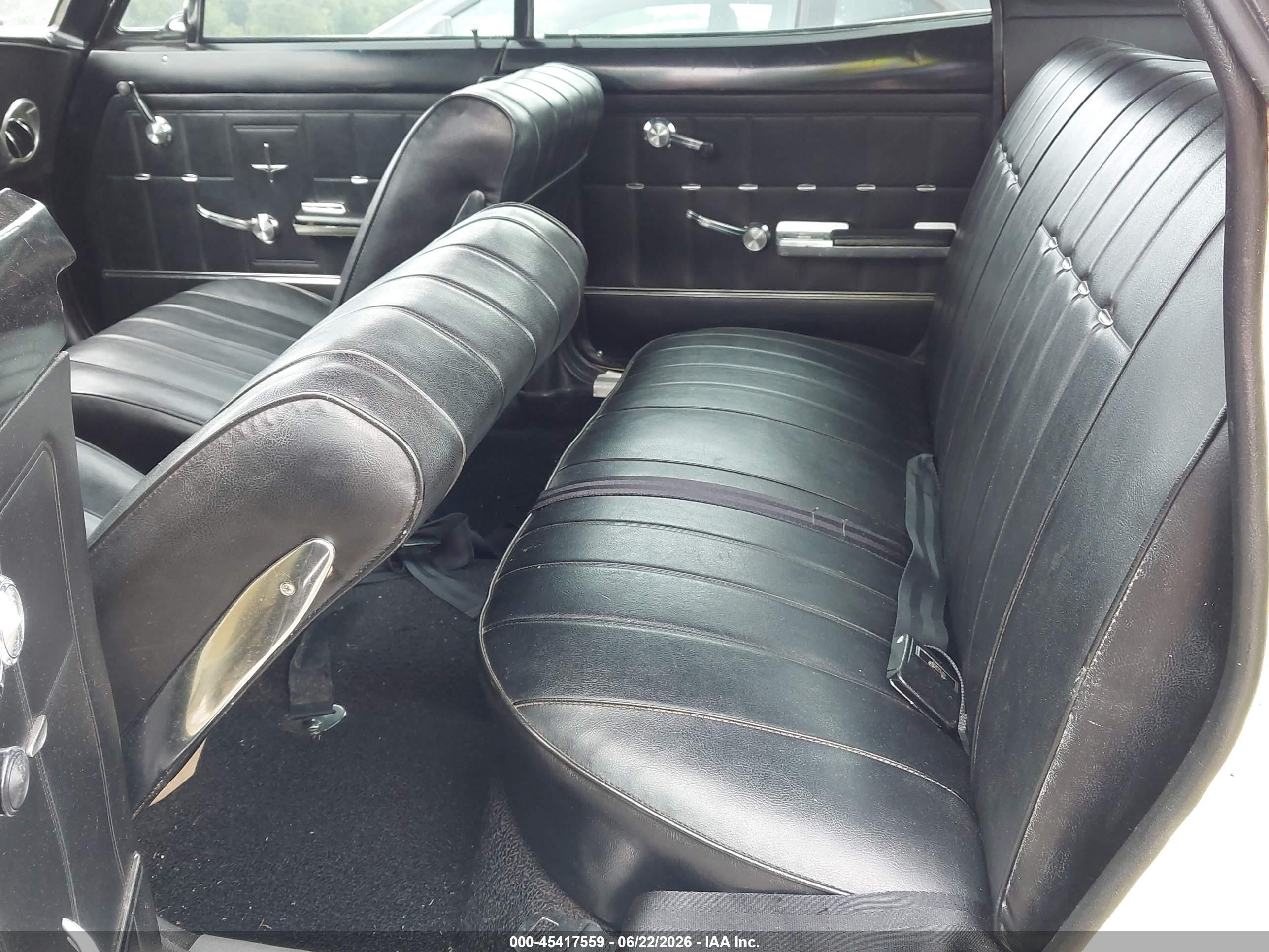 1970 Chevrolet Corvair Yellow vin: 105396L106998