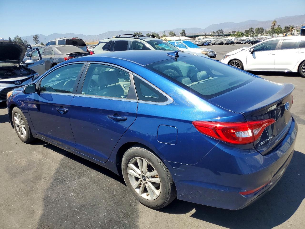 2015 Hyundai Sonata Se Blue vin: 5NPE24AF8FH019885