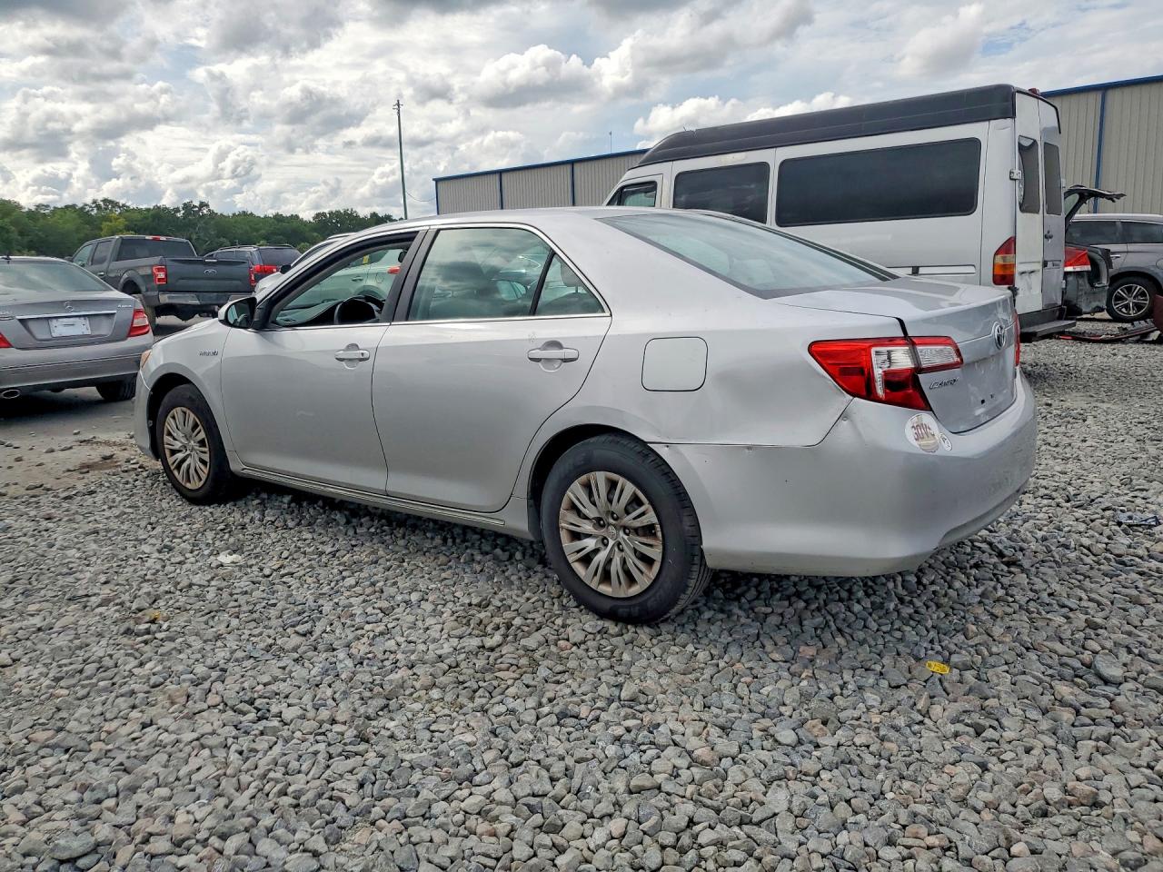 2012 Toyota Camry Hybrid Le Silver vin: 4T1BD1FK4CU029831