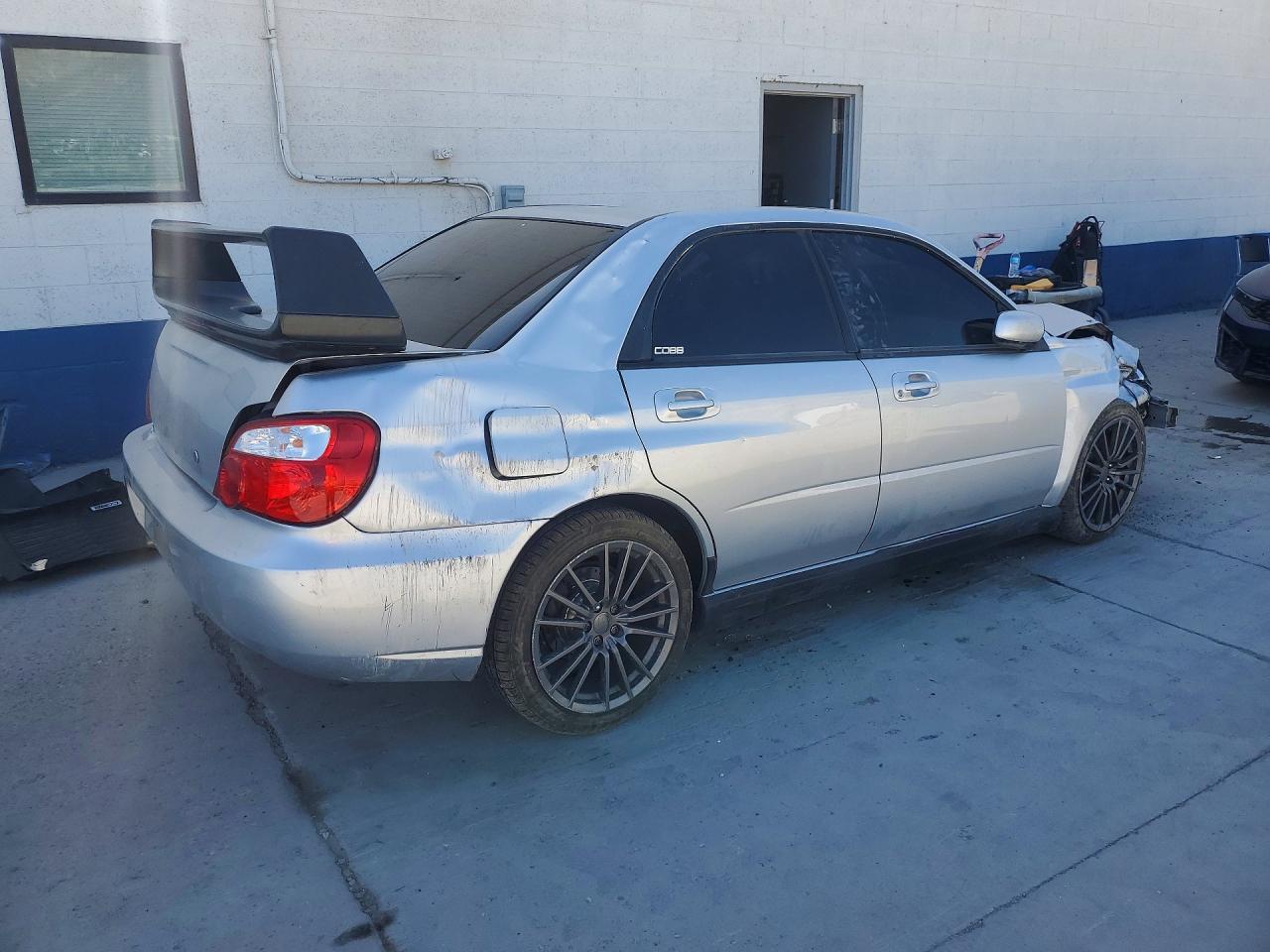2004 Subaru Impreza Wrx Silver vin: JF1GD29684G504661