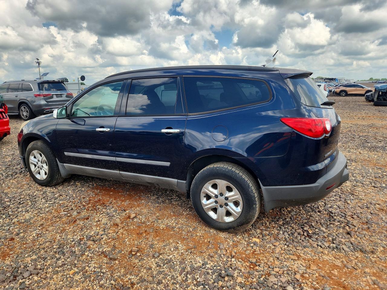 2009 Chevrolet Traverse Ls Blue vin: 1GNER13D09S173428