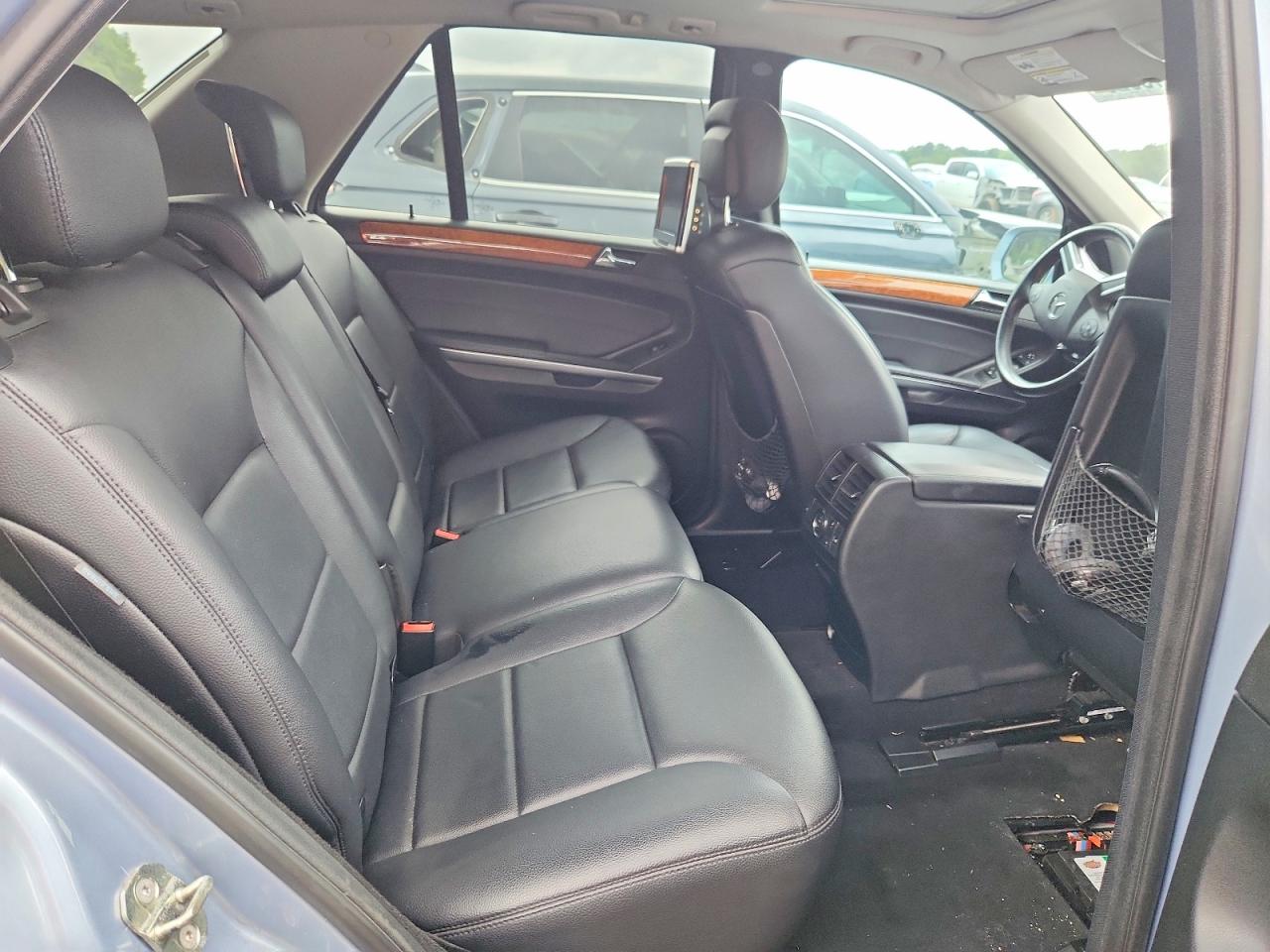 2009 Mercedes-benz Ml Blue vin: 4JGBB25E99A471585