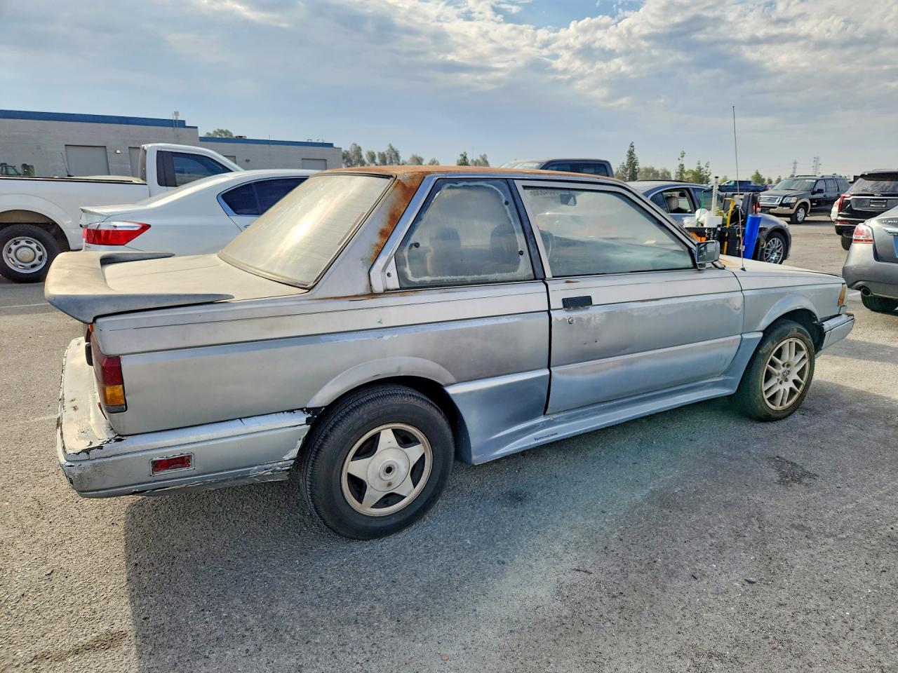 1990 Nissan Sentra Base Blue vin: 1N4GB22B8LC790496