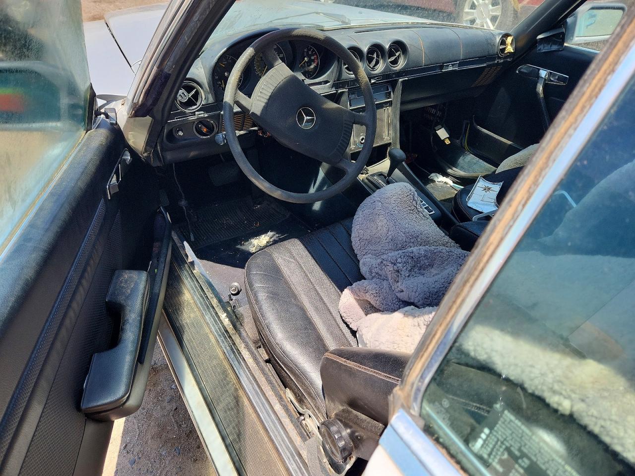 1977 Mercedes-benz 450 Silver vin: 10702412017694
