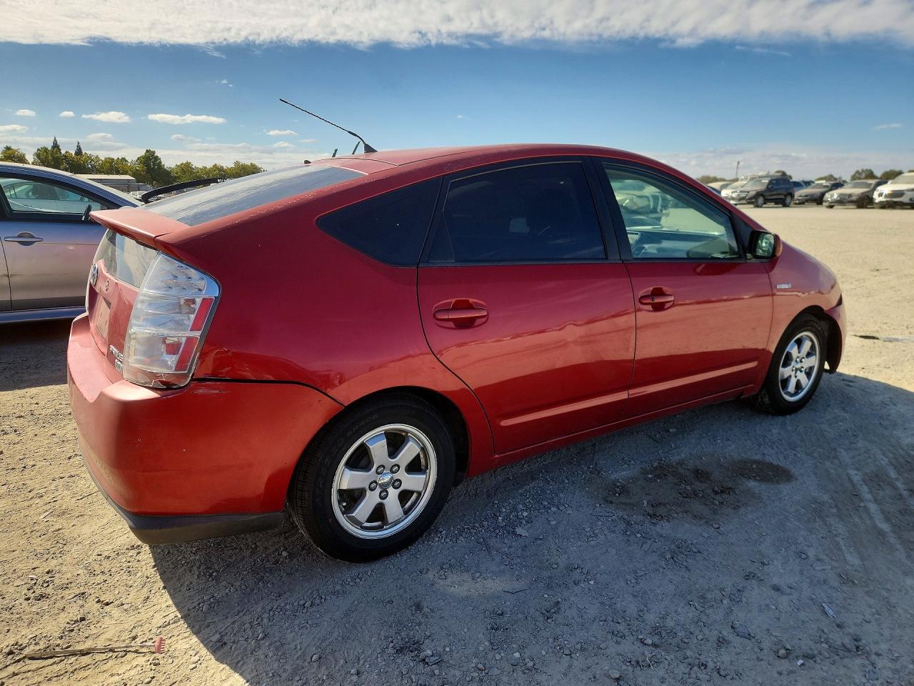 2008 Toyota Prius Base Red vin: JTDKB20U283457338