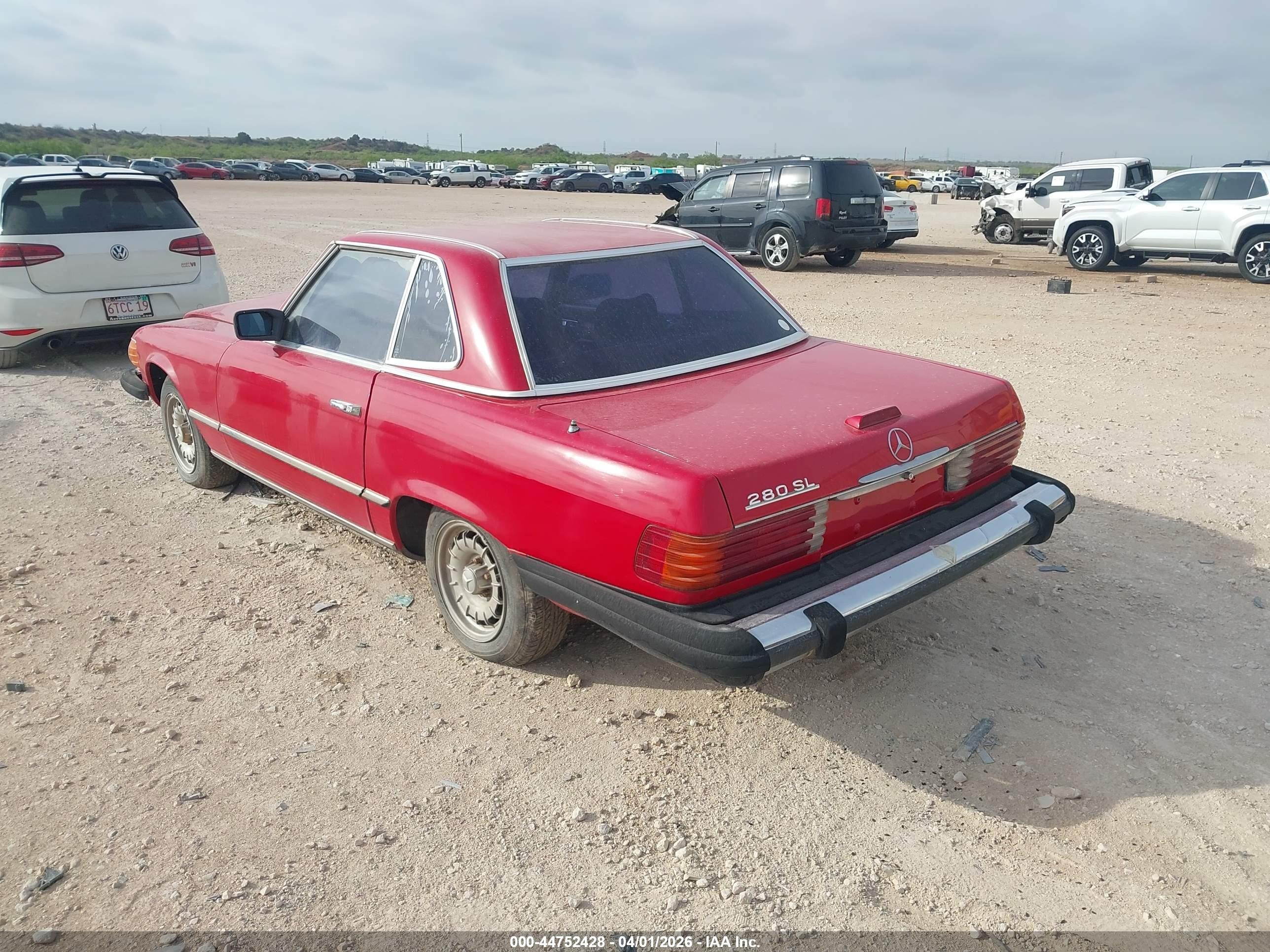 1980 Mercedes 280sl   Красный vin: 10704210008929   