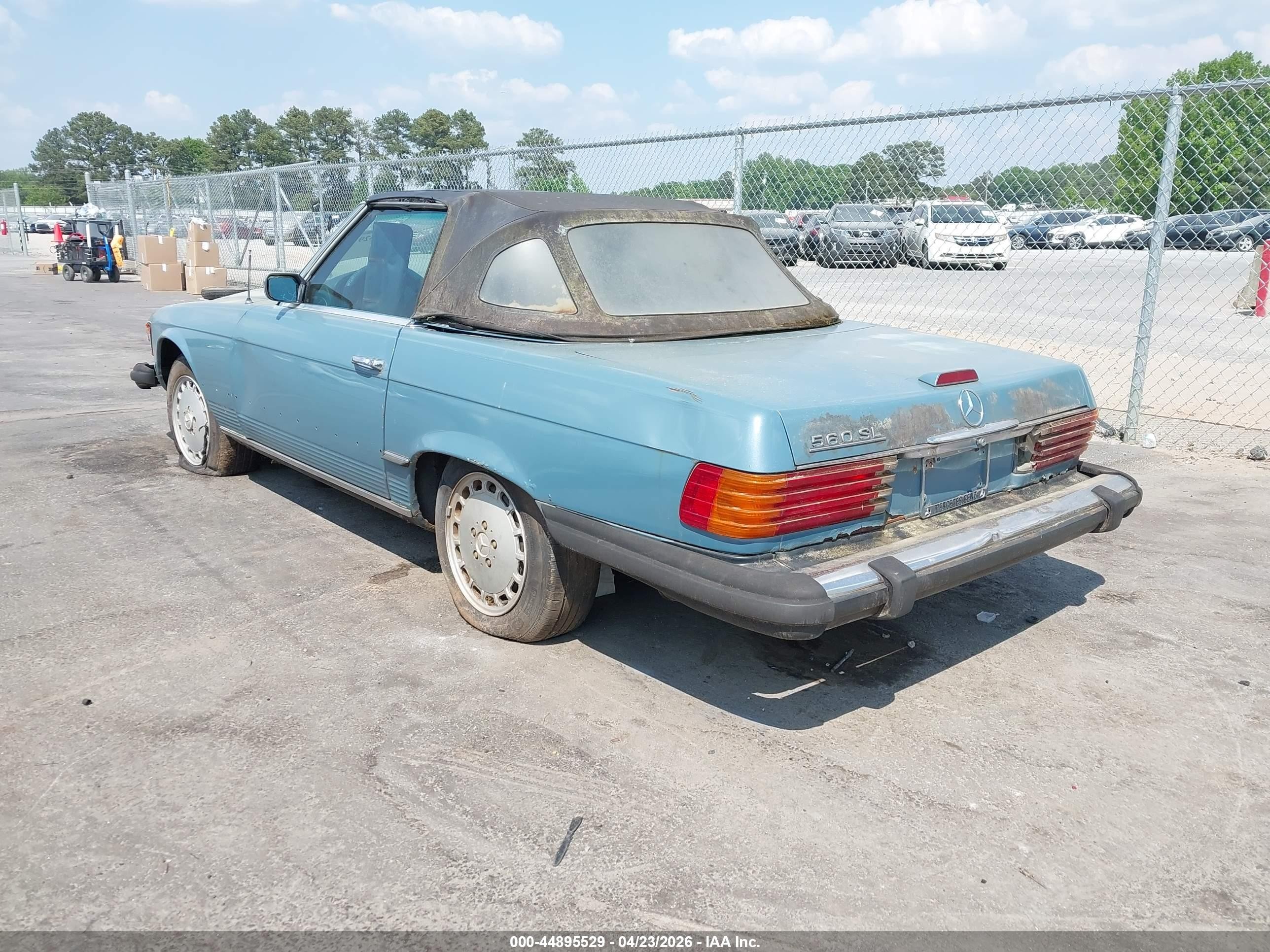 1972 Mercedes-benz Sl-class   Light Blue vin: 10704412002710   