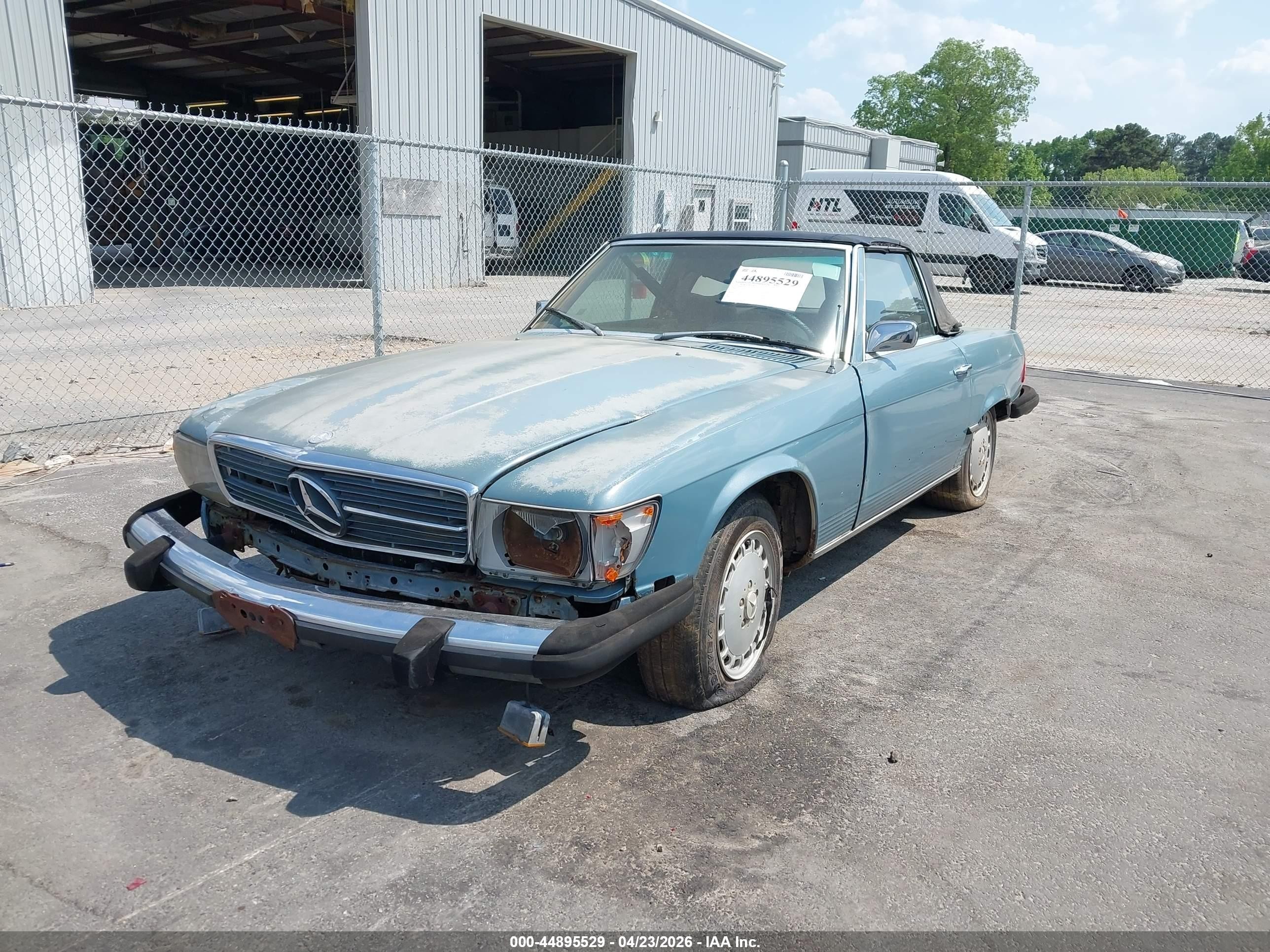 1972 Mercedes-benz Sl-class   Light Blue vin: 10704412002710   
