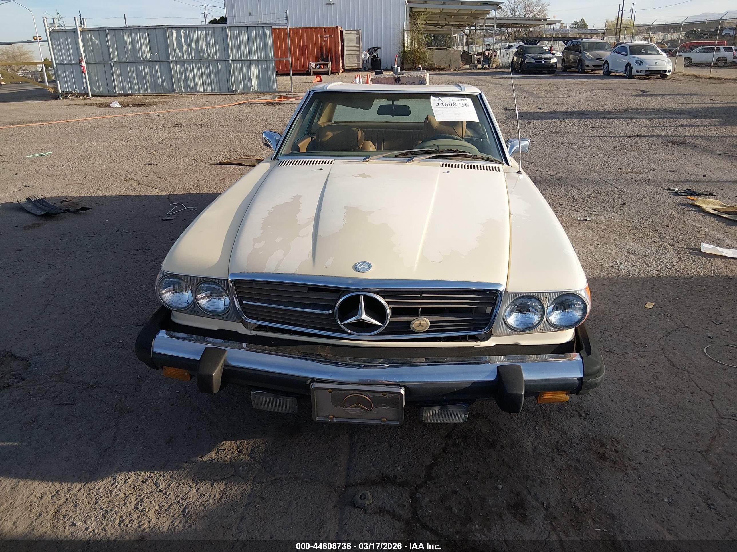 1974 Mercedes-benz 450sl   White vin: 10704412019588   