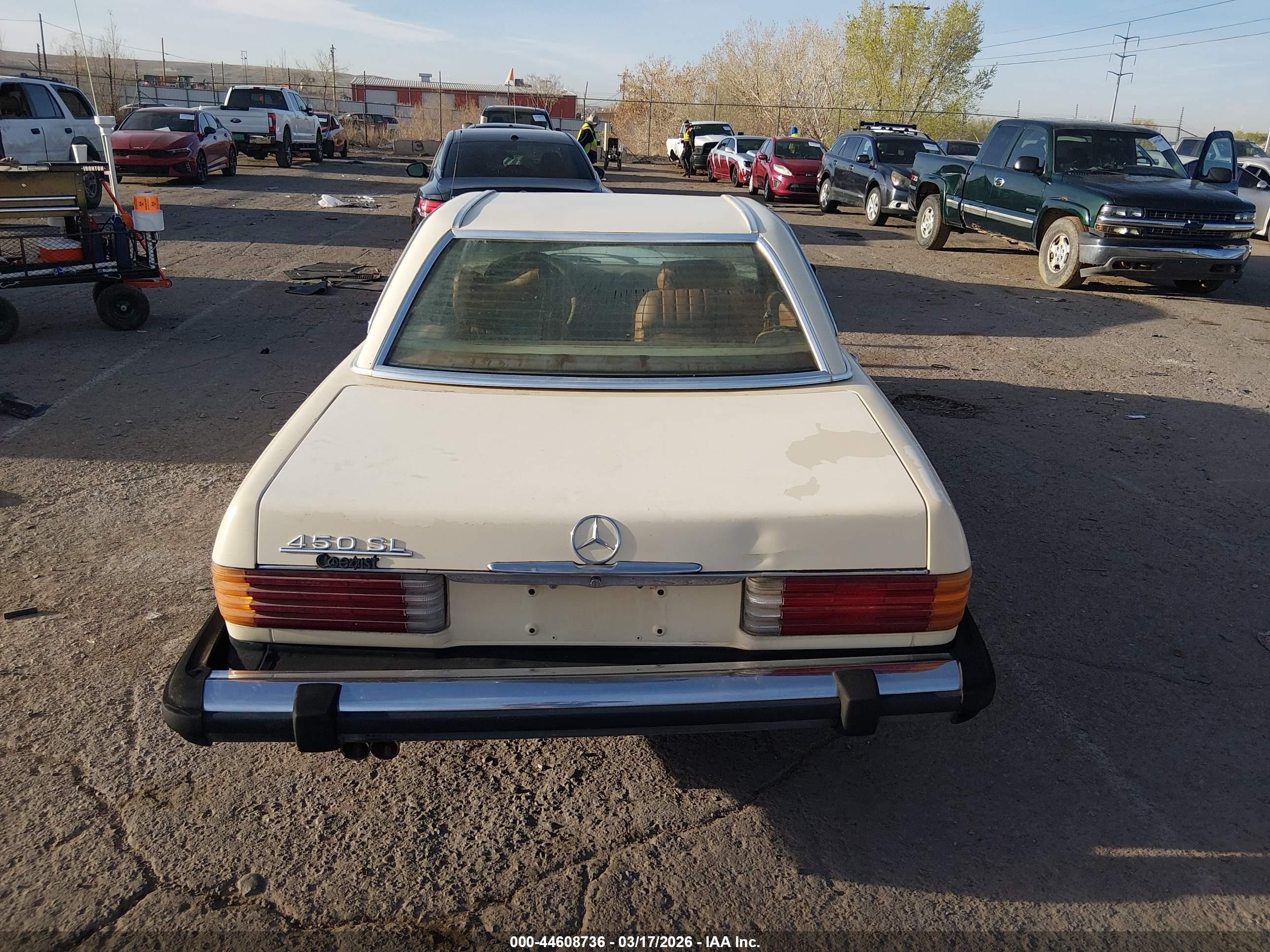 1974 Mercedes-benz 450sl   White vin: 10704412019588   