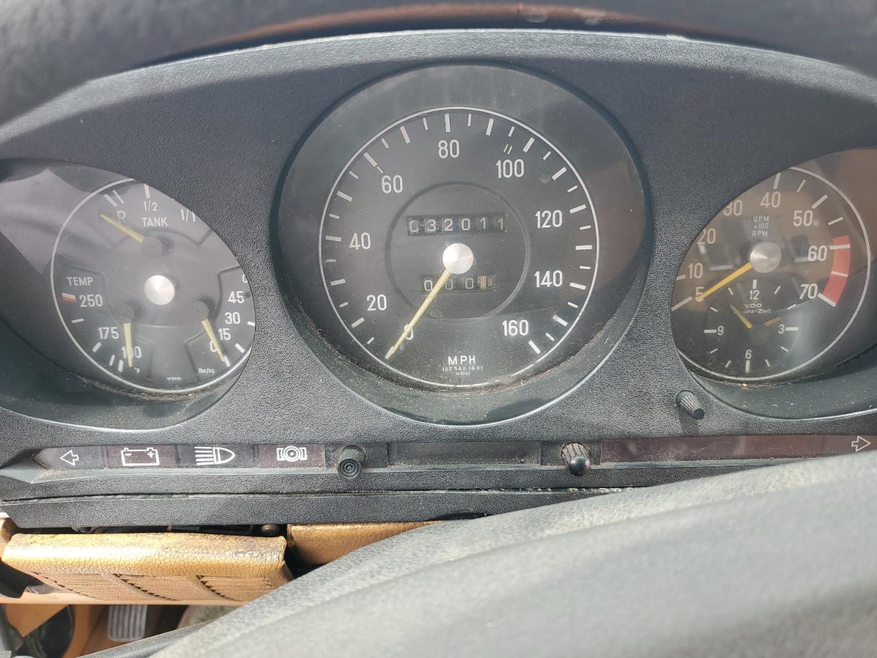 1974 Mercedes-benz 450 Sl Red vin: 10704412020270