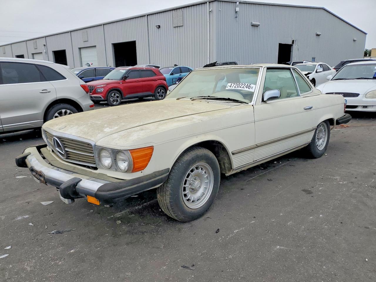 1975 Mercedes Benz 450 Cream vin: 10704412026910