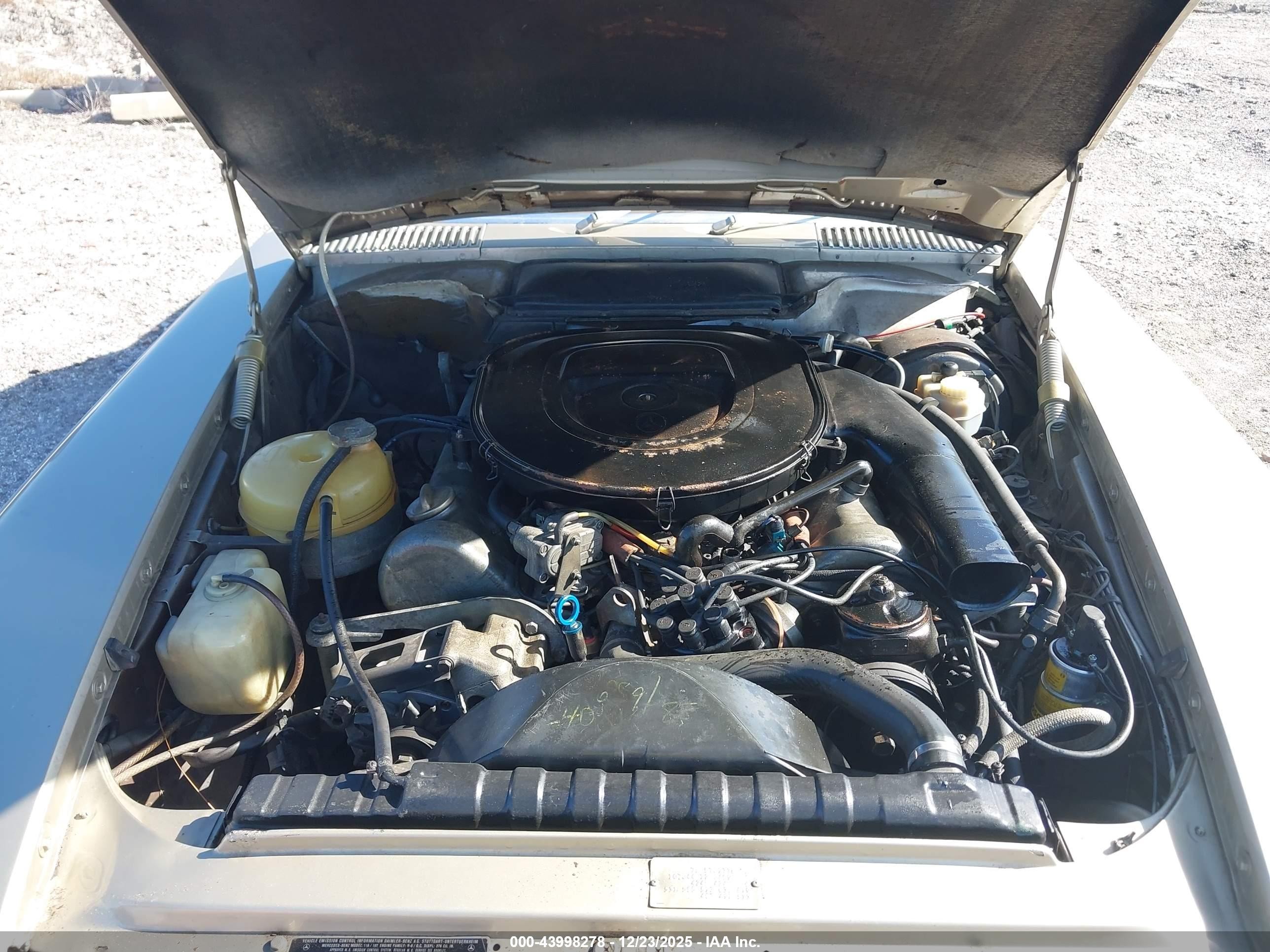 1976 Mercedes-benz 450 Sl   Champagne vin: 10704412029091   