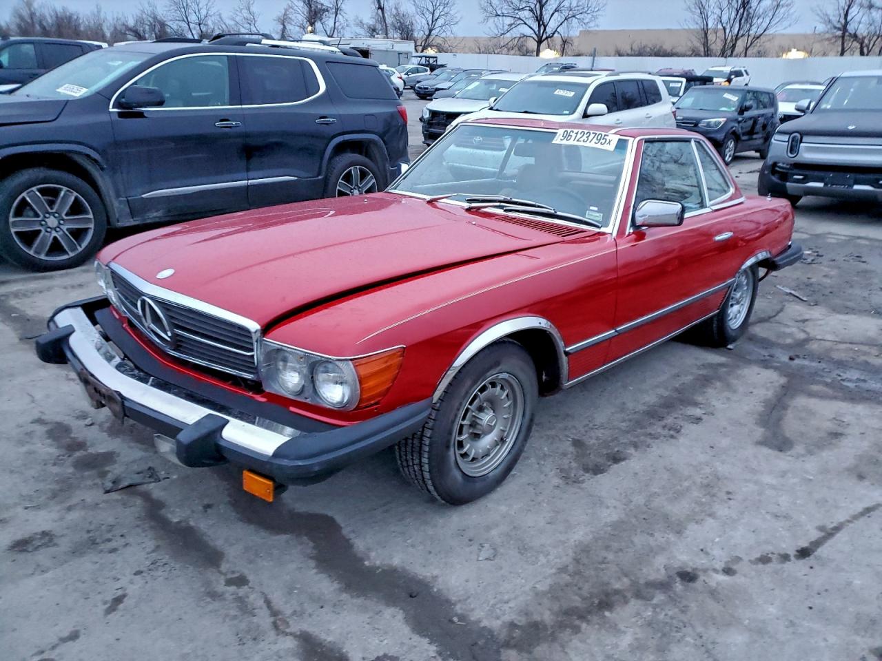 1980 Mercedes Benz 450 Red vin: 10704412058935