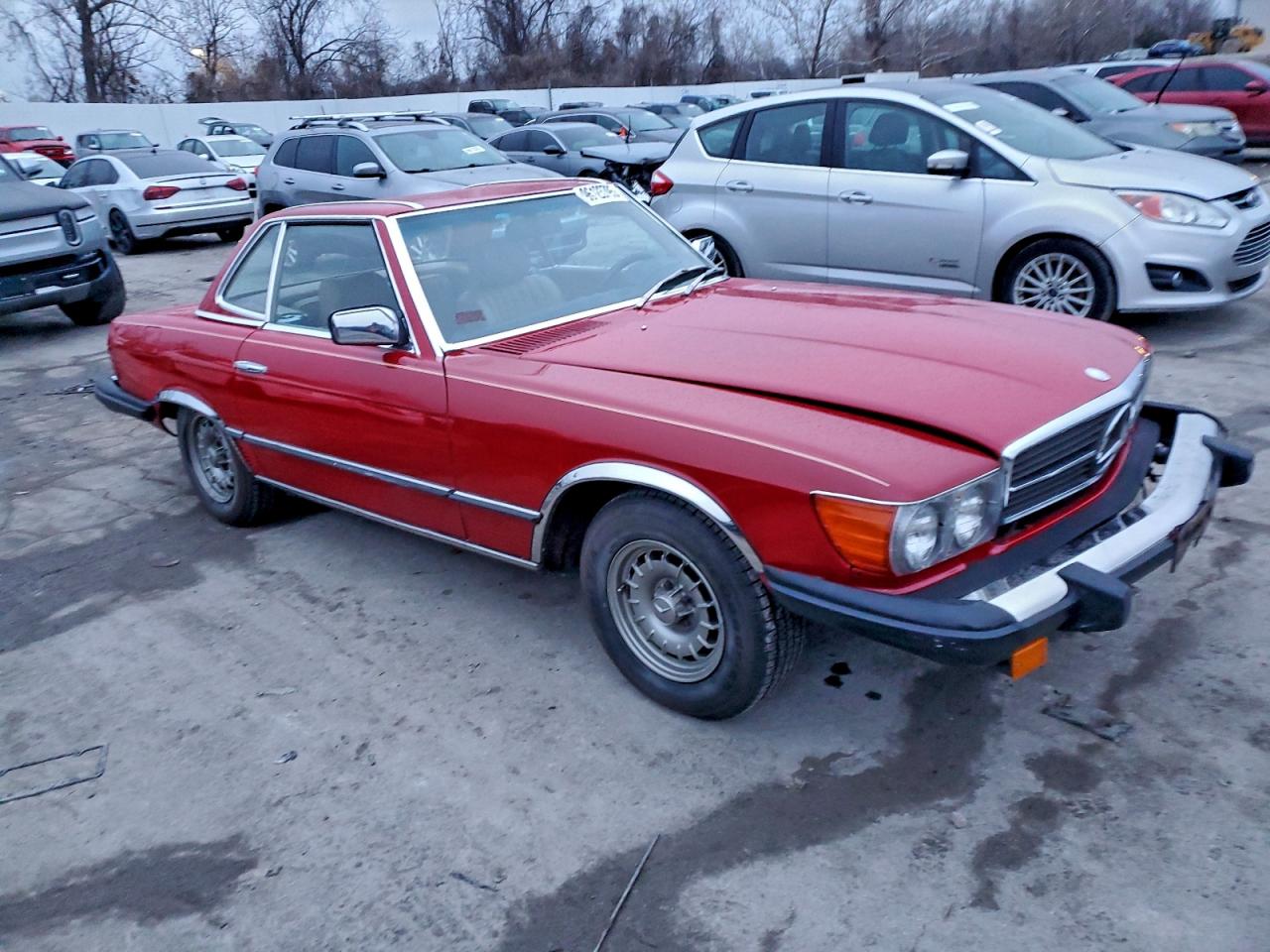 1980 Mercedes Benz 450 Red vin: 10704412058935