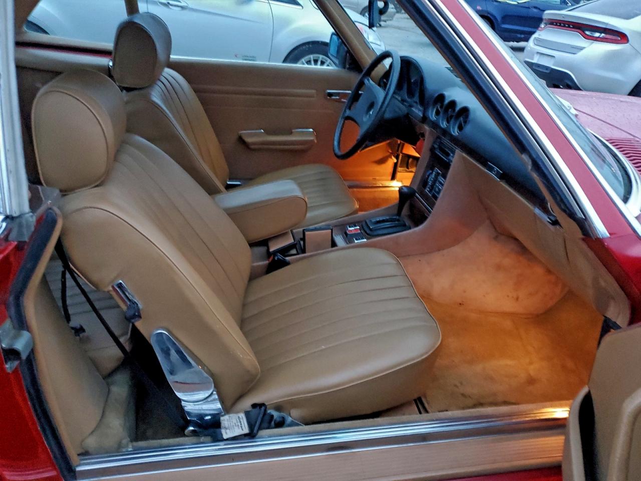 1980 Mercedes Benz 450 Red vin: 10704412058935